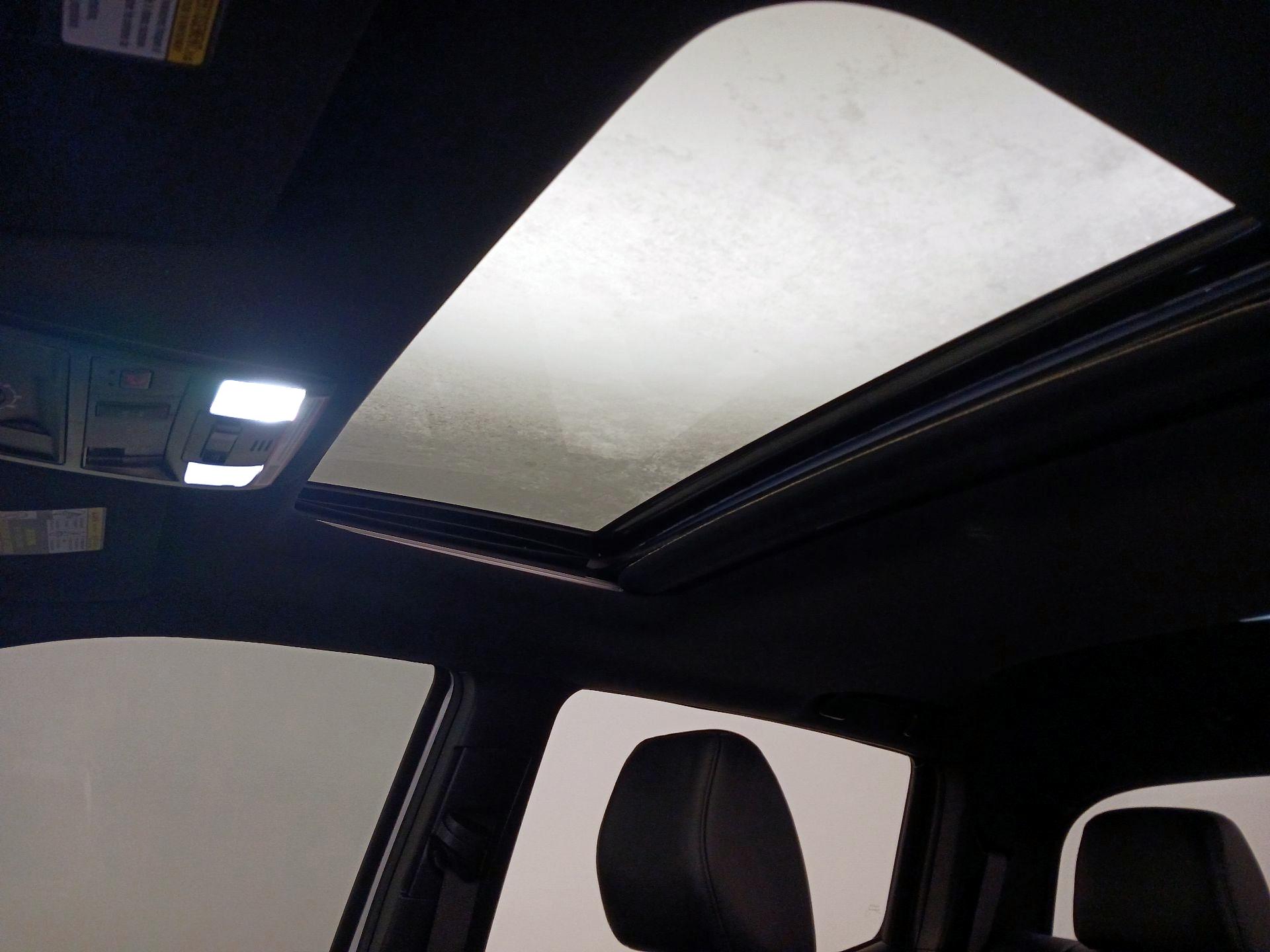 Thumbnail: 2023 Toyota Tacoma - 20