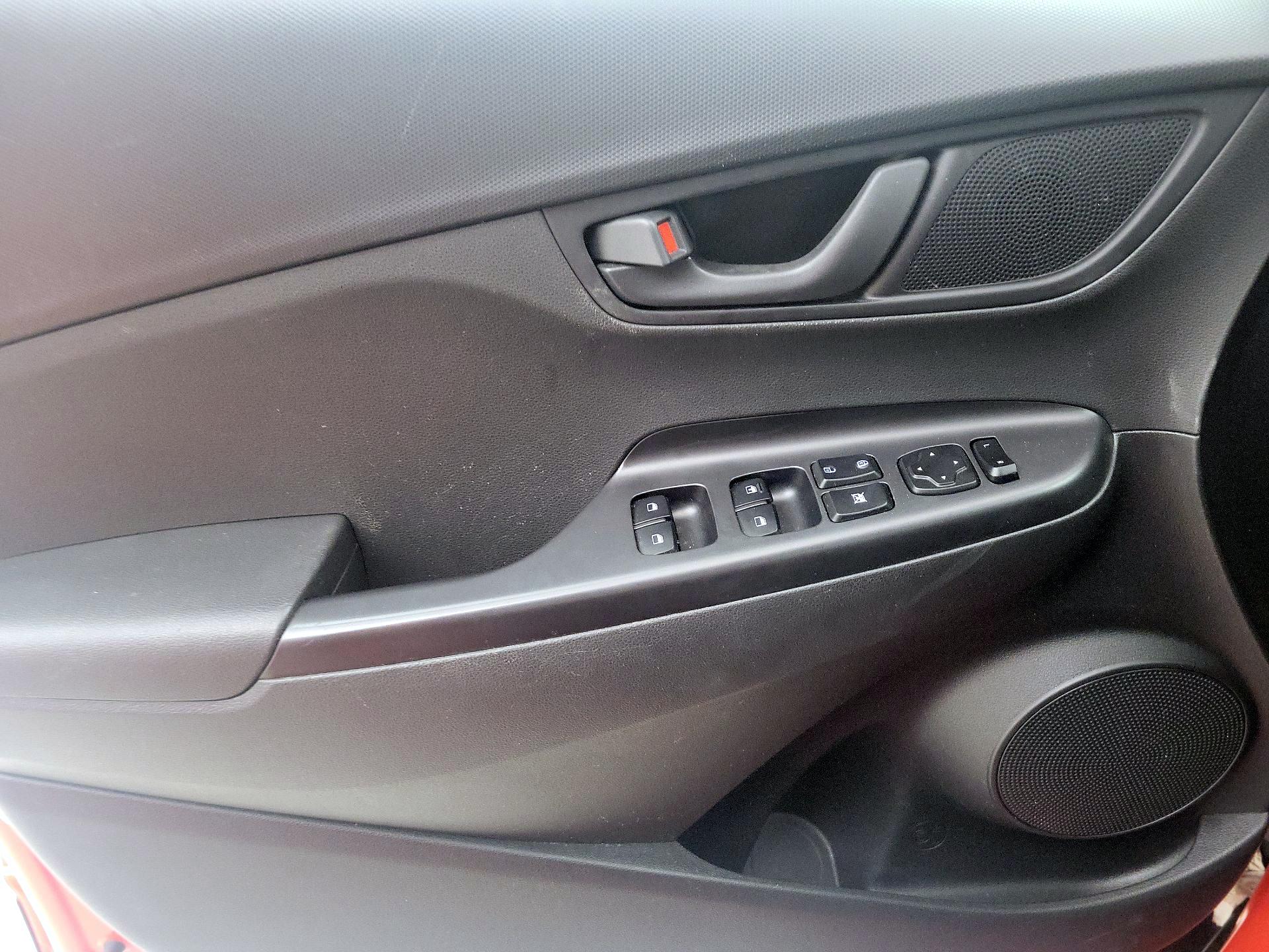 Thumbnail: 2019 Hyundai Kona - 12