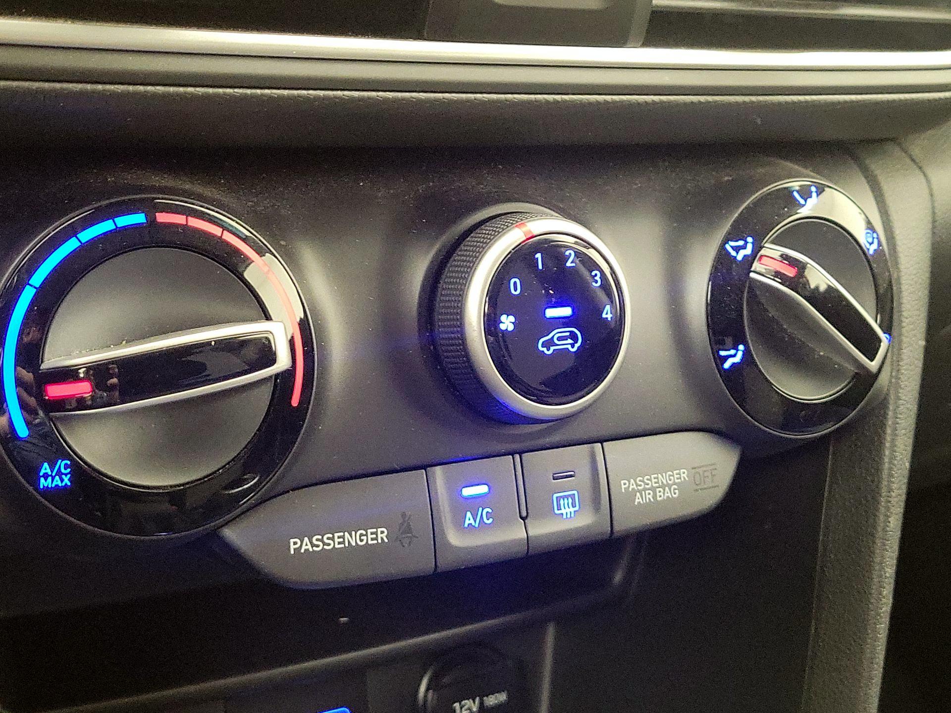 Thumbnail: 2019 Hyundai Kona - 16