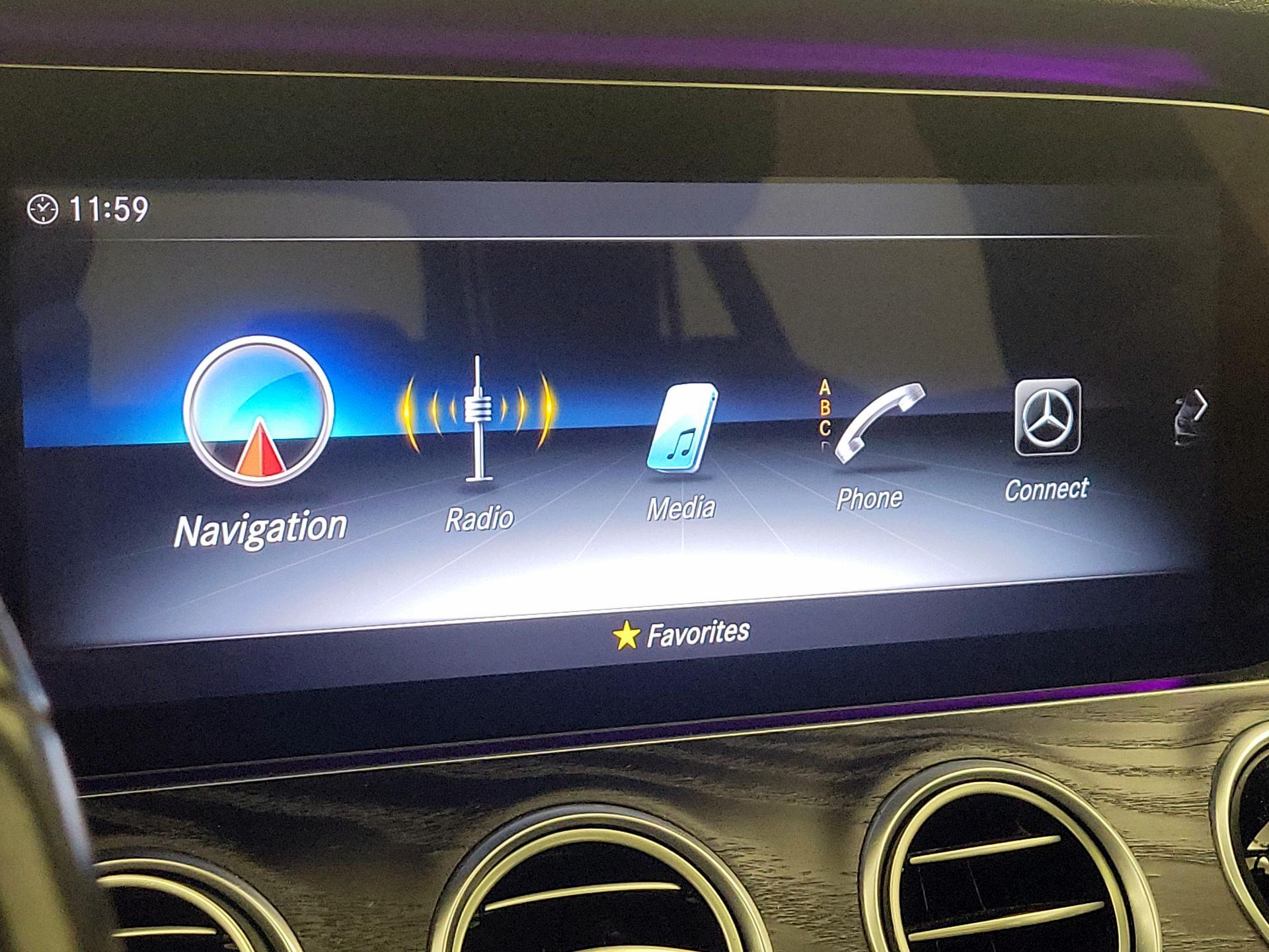 Thumbnail: 2020 Mercedes-Benz E-Class - 16