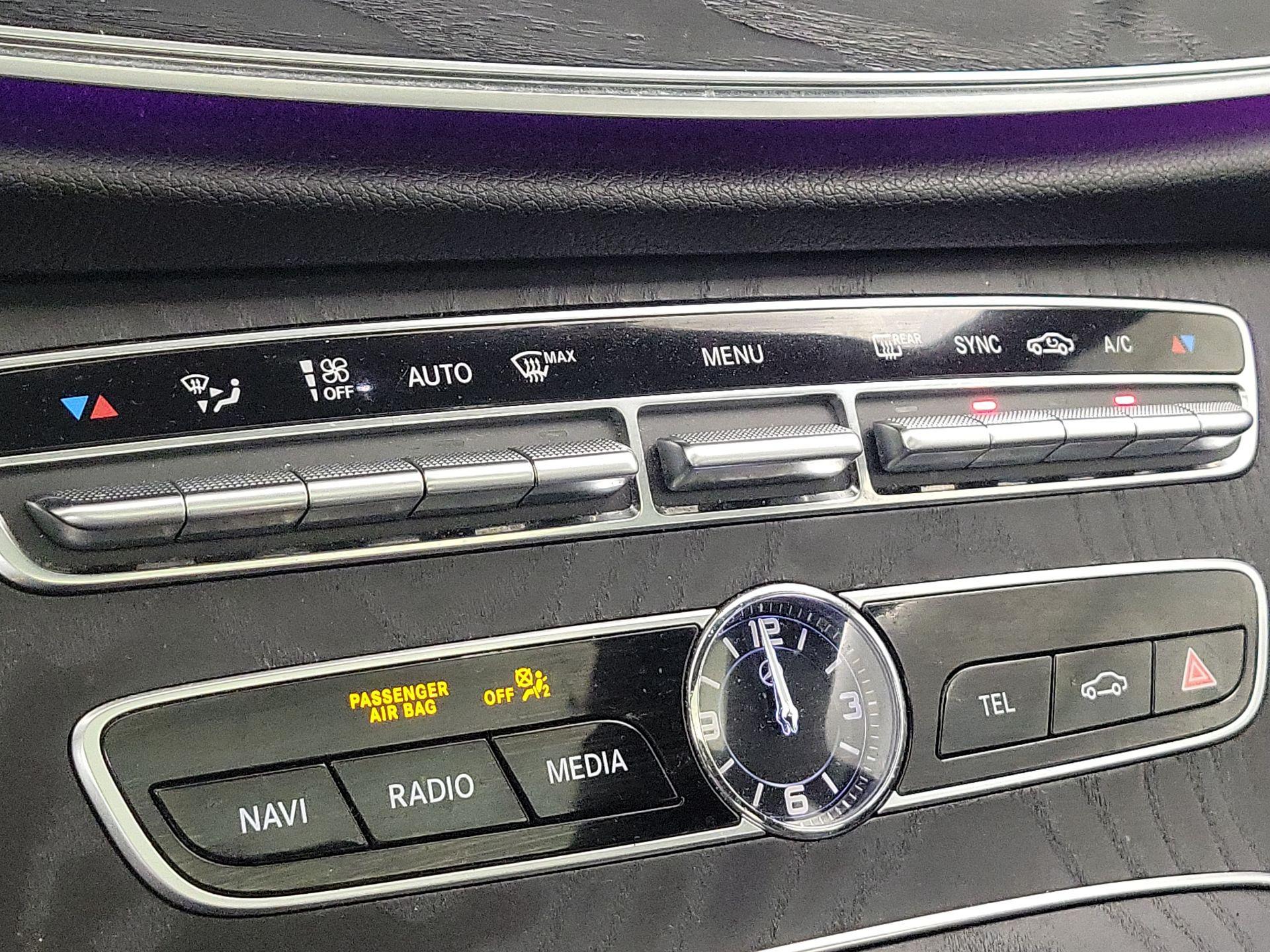 Thumbnail: 2020 Mercedes-Benz E-Class - 17