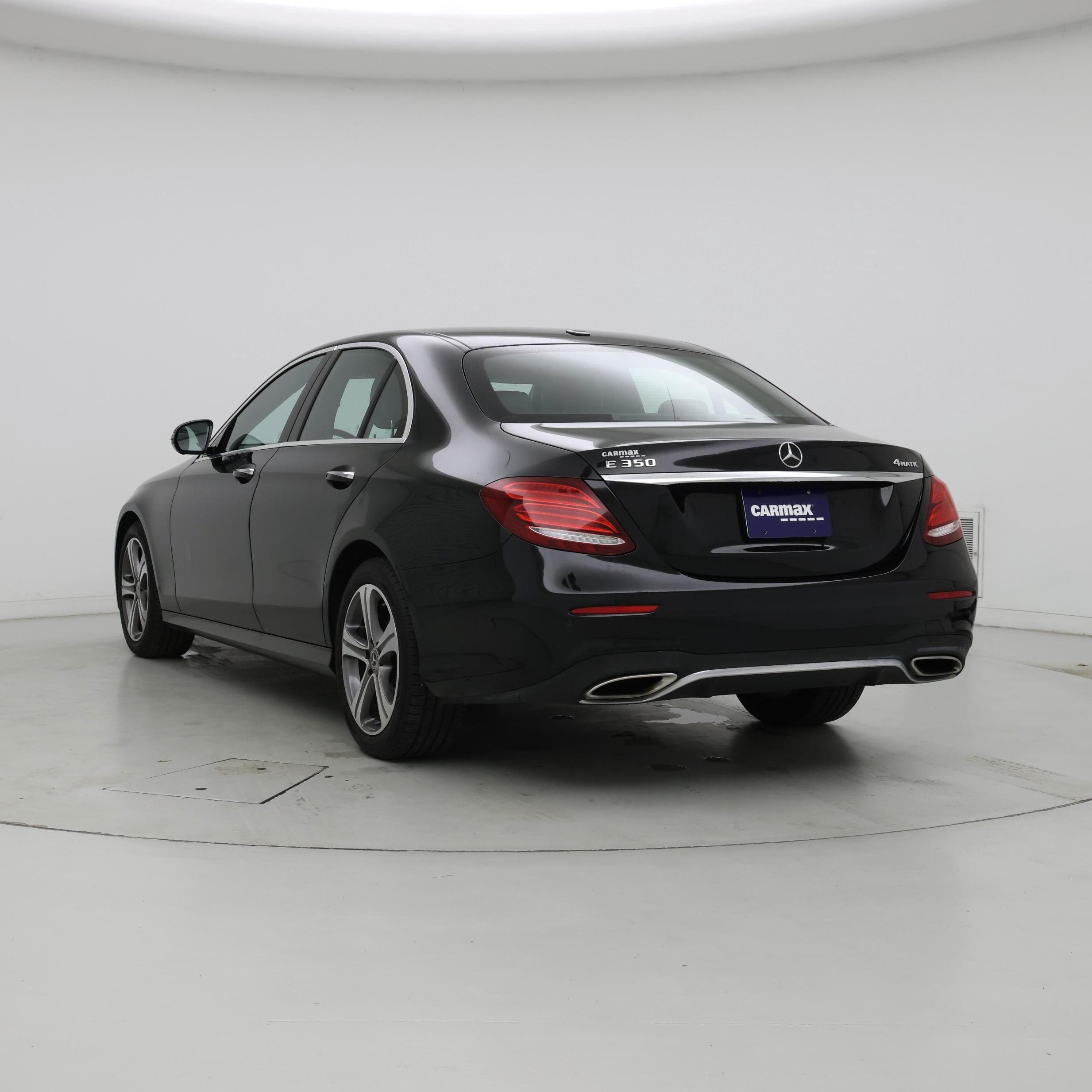 Thumbnail: 2020 Mercedes-Benz E-Class - 2