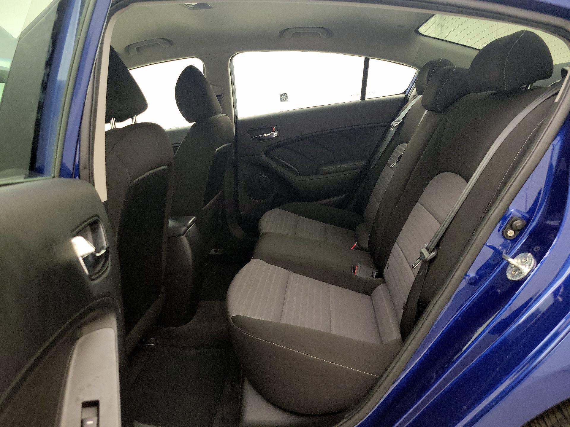 Thumbnail: 2018 Kia Forte - 19