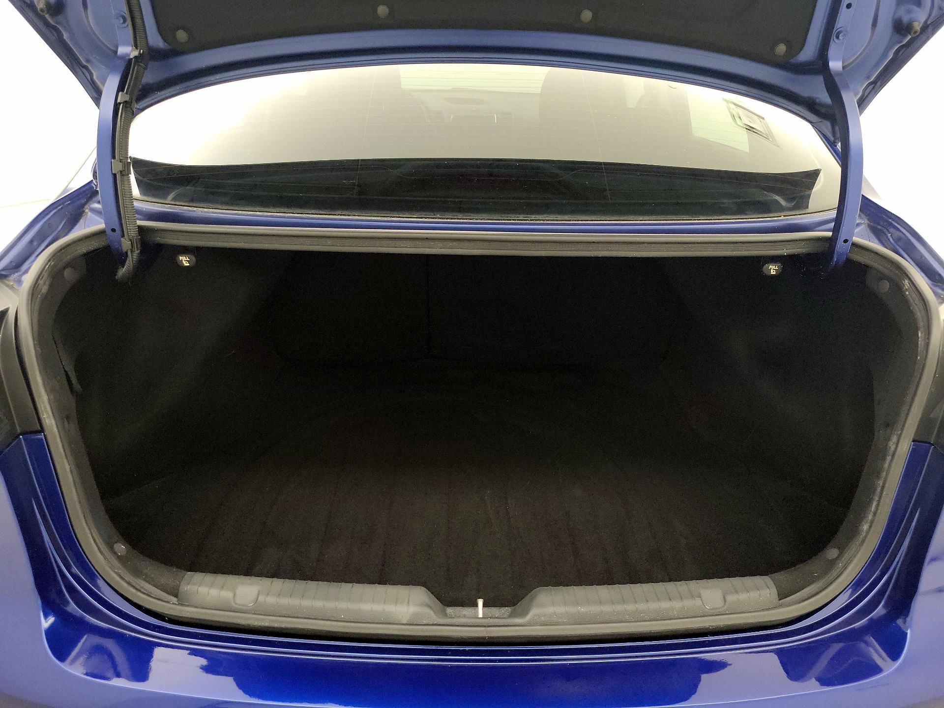 Thumbnail: 2018 Kia Forte - 20