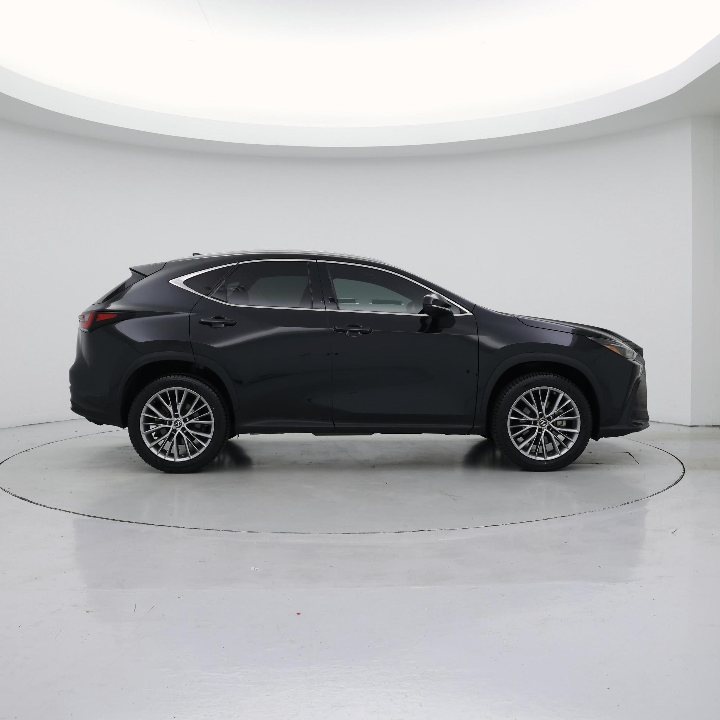 Thumbnail: 2023 Lexus NX - 7