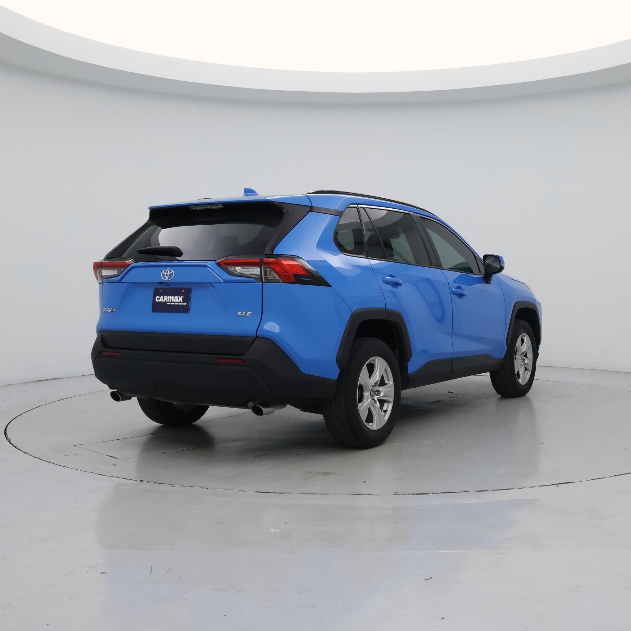 Thumbnail: 2020 Toyota RAV4 - 8