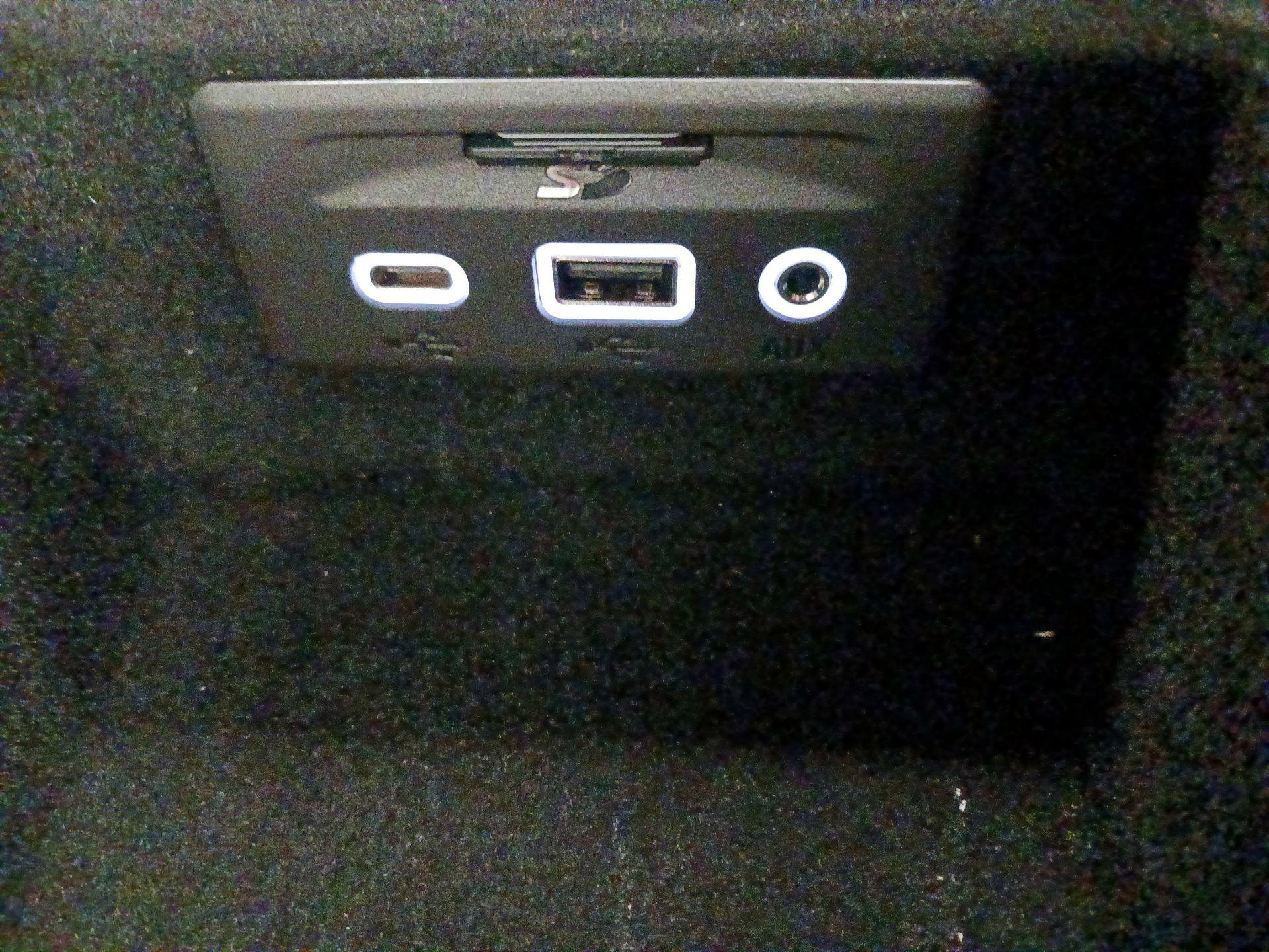 Thumbnail: 2023 Chevrolet Corvette - 19