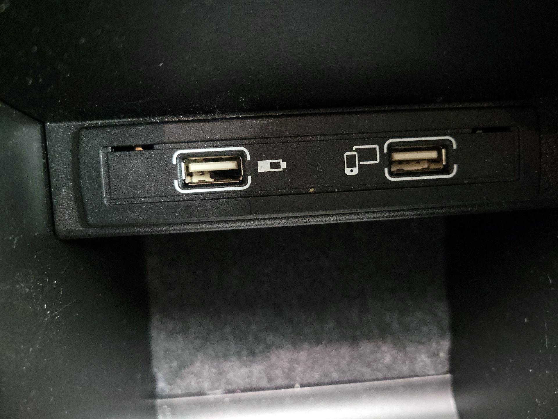 Thumbnail: 2019 Mercedes-Benz CLA - 18