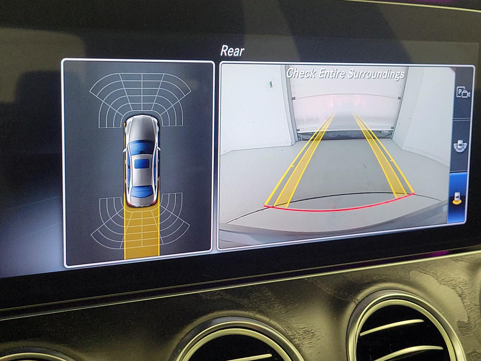 Thumbnail: 2018 Mercedes-Benz E-Class - 14