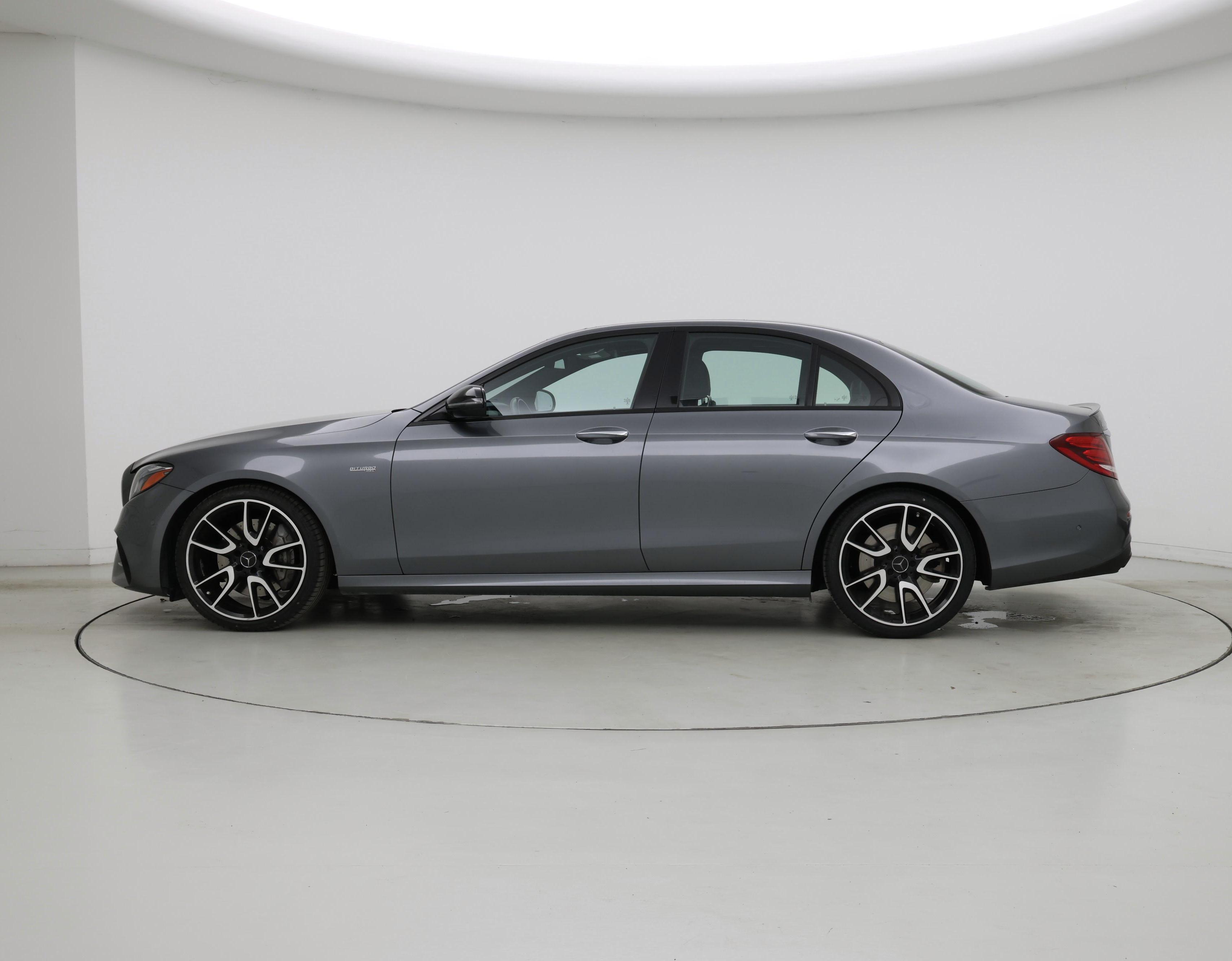 Thumbnail: 2018 Mercedes-Benz E-Class - 3