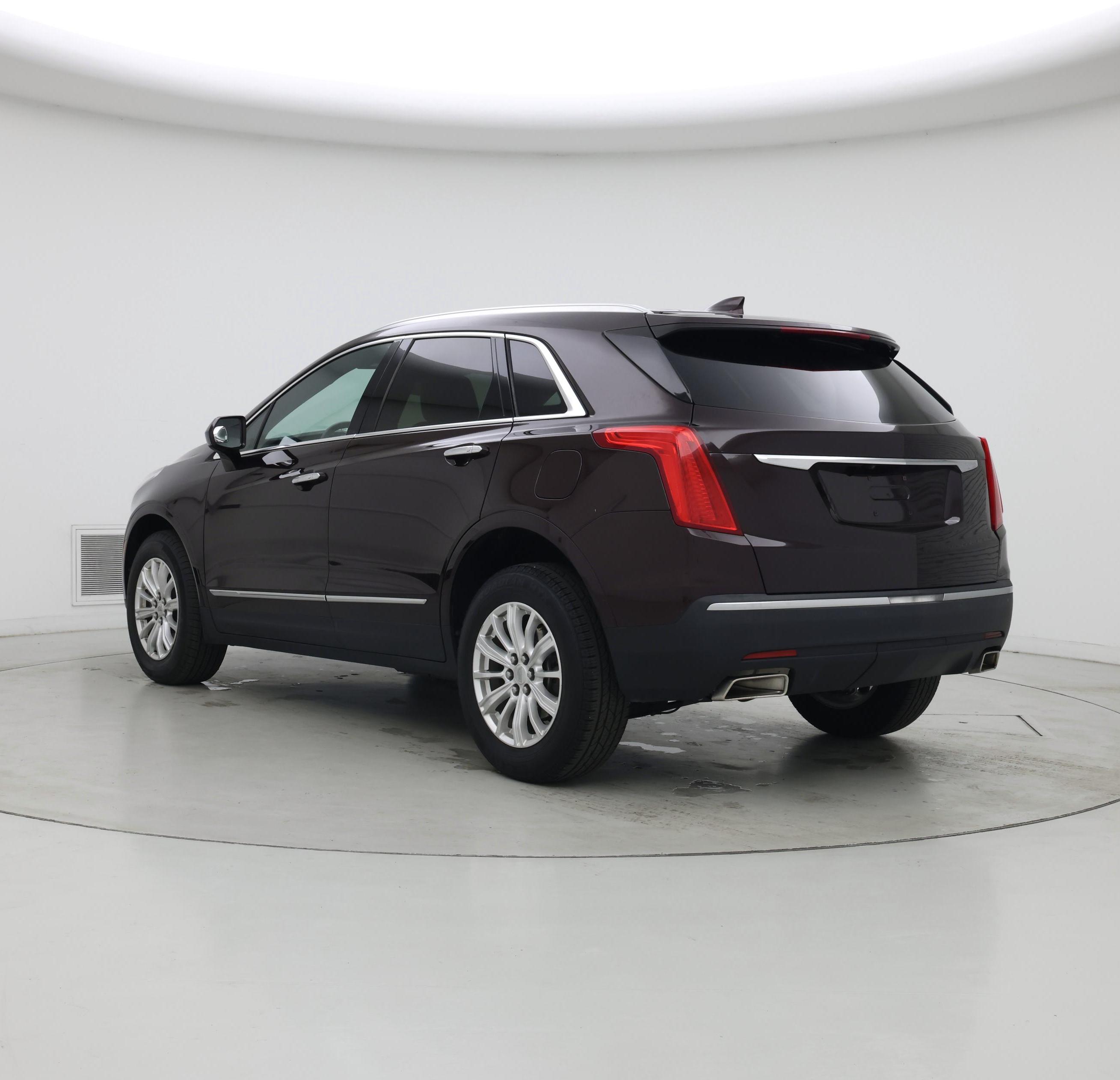 Thumbnail: 2017 Cadillac XT5 - 2
