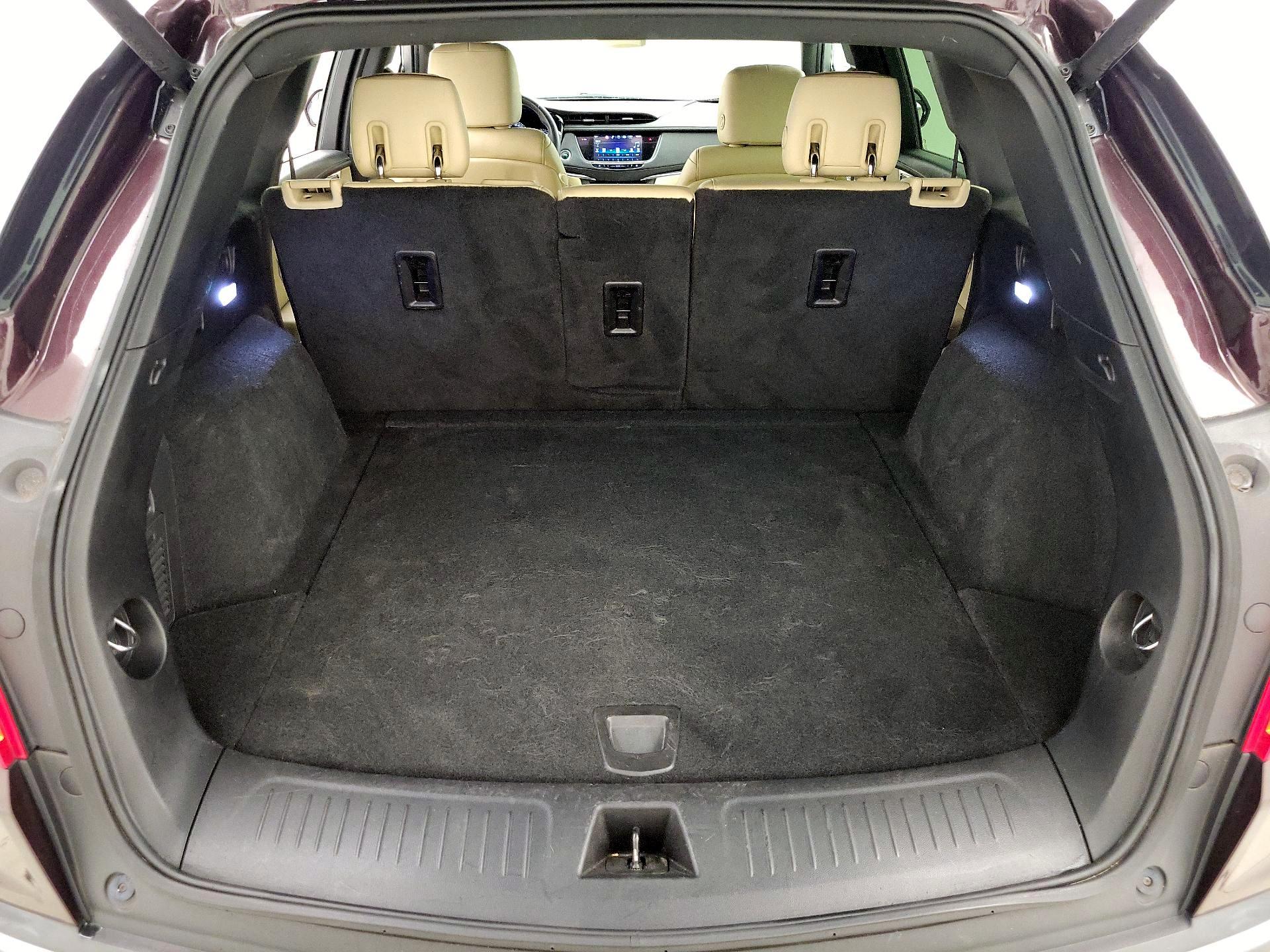 Thumbnail: 2017 Cadillac XT5 - 20