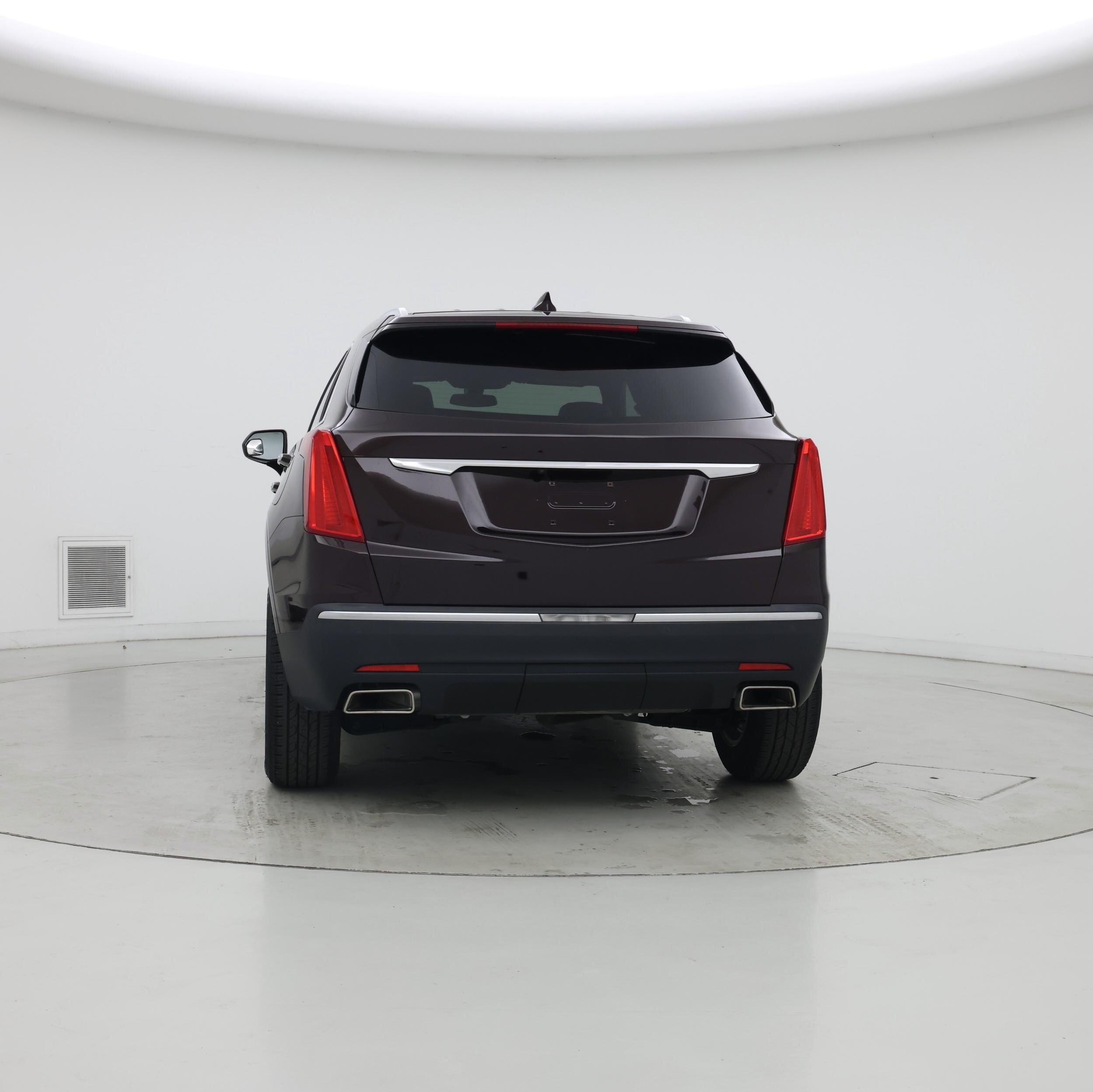 Thumbnail: 2017 Cadillac XT5 - 6