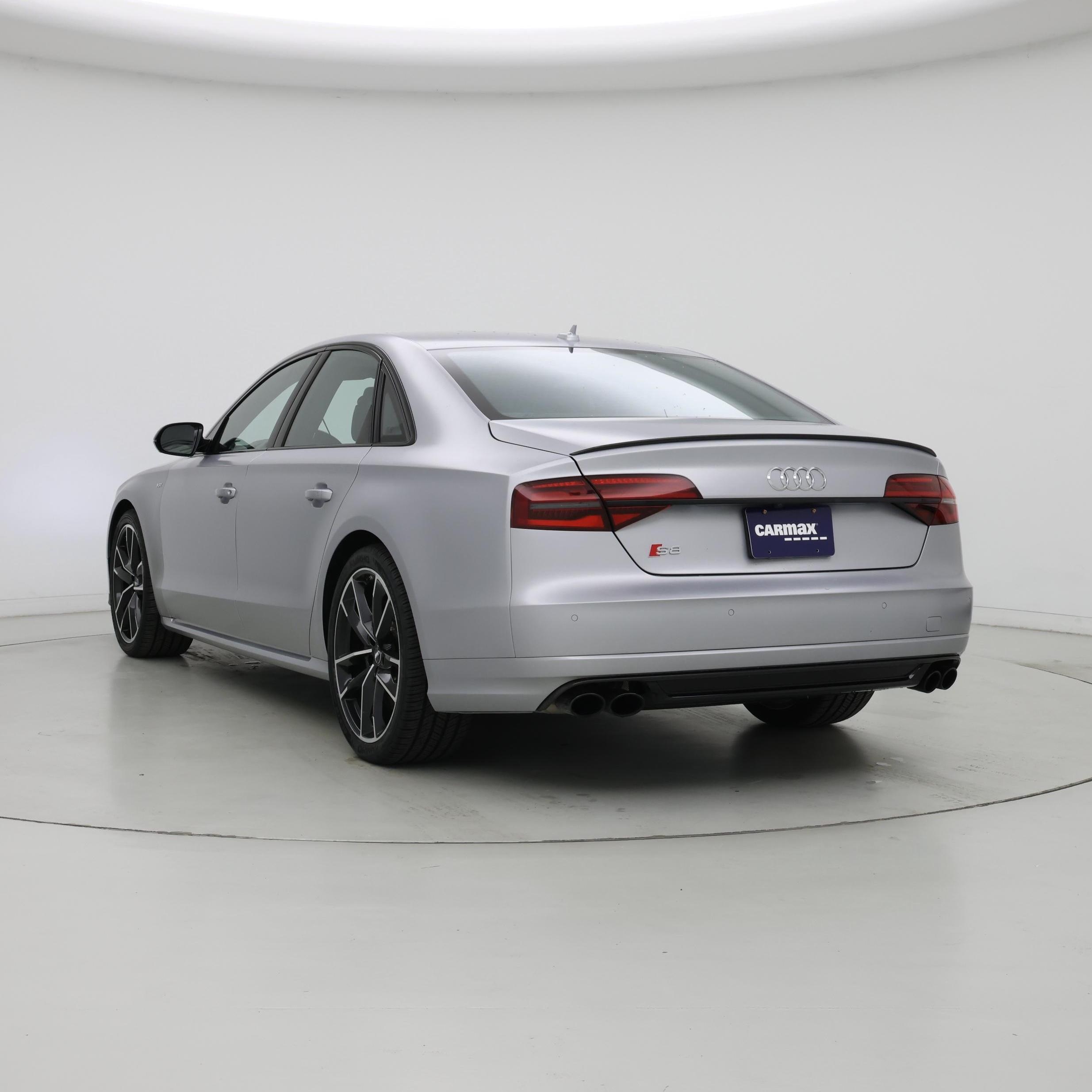 Thumbnail: 2016 Audi S8 - 2