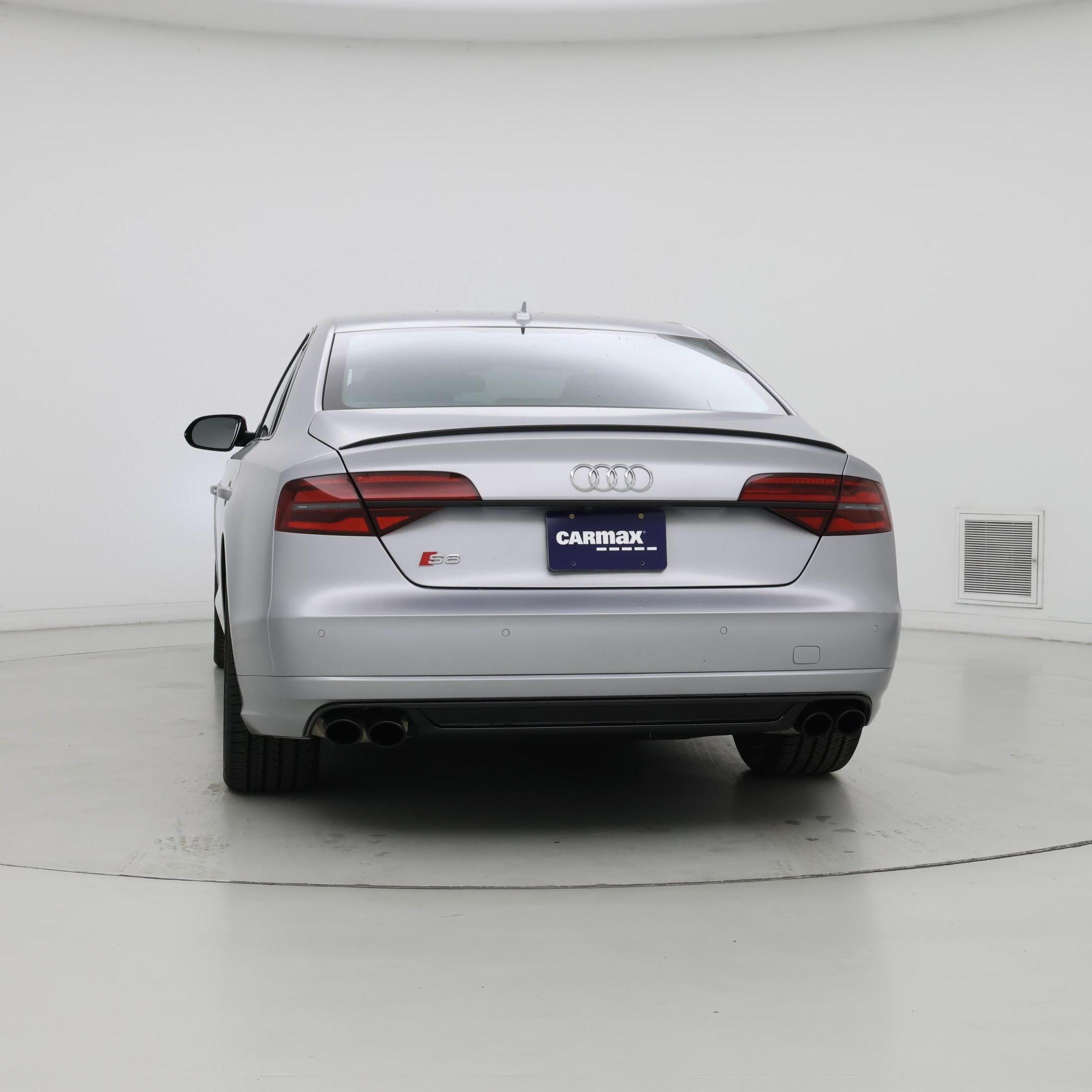 Thumbnail: 2016 Audi S8 - 6