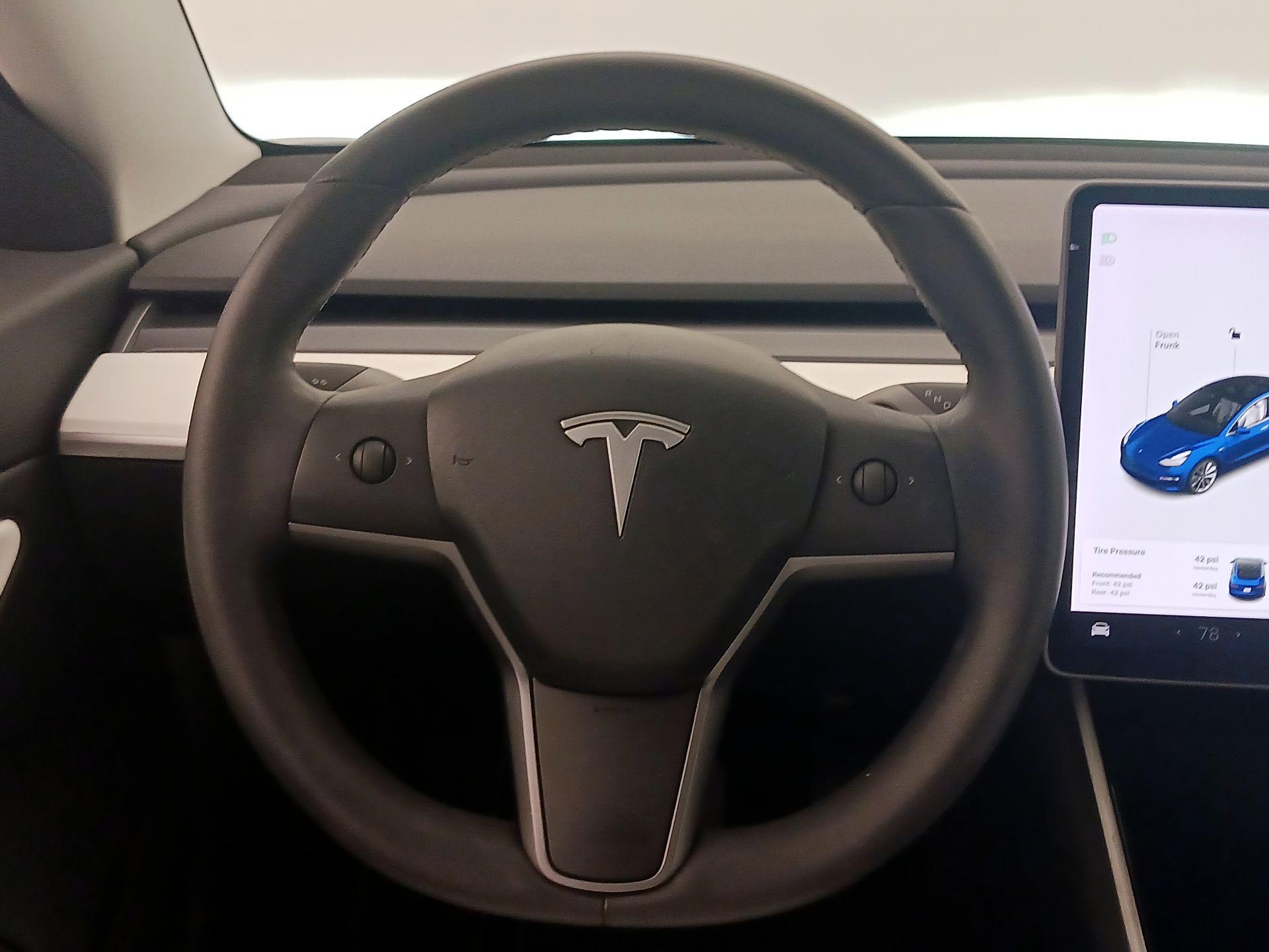 Thumbnail: 2020 Tesla Model 3 - 10