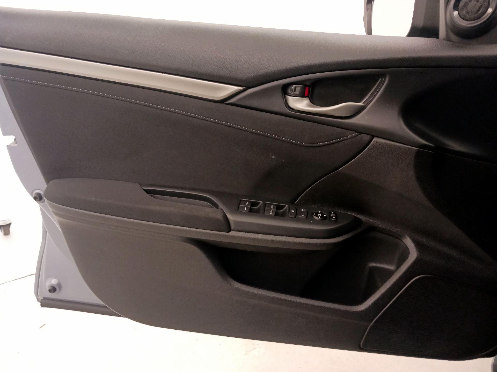 Thumbnail: 2021 Honda Civic - 12