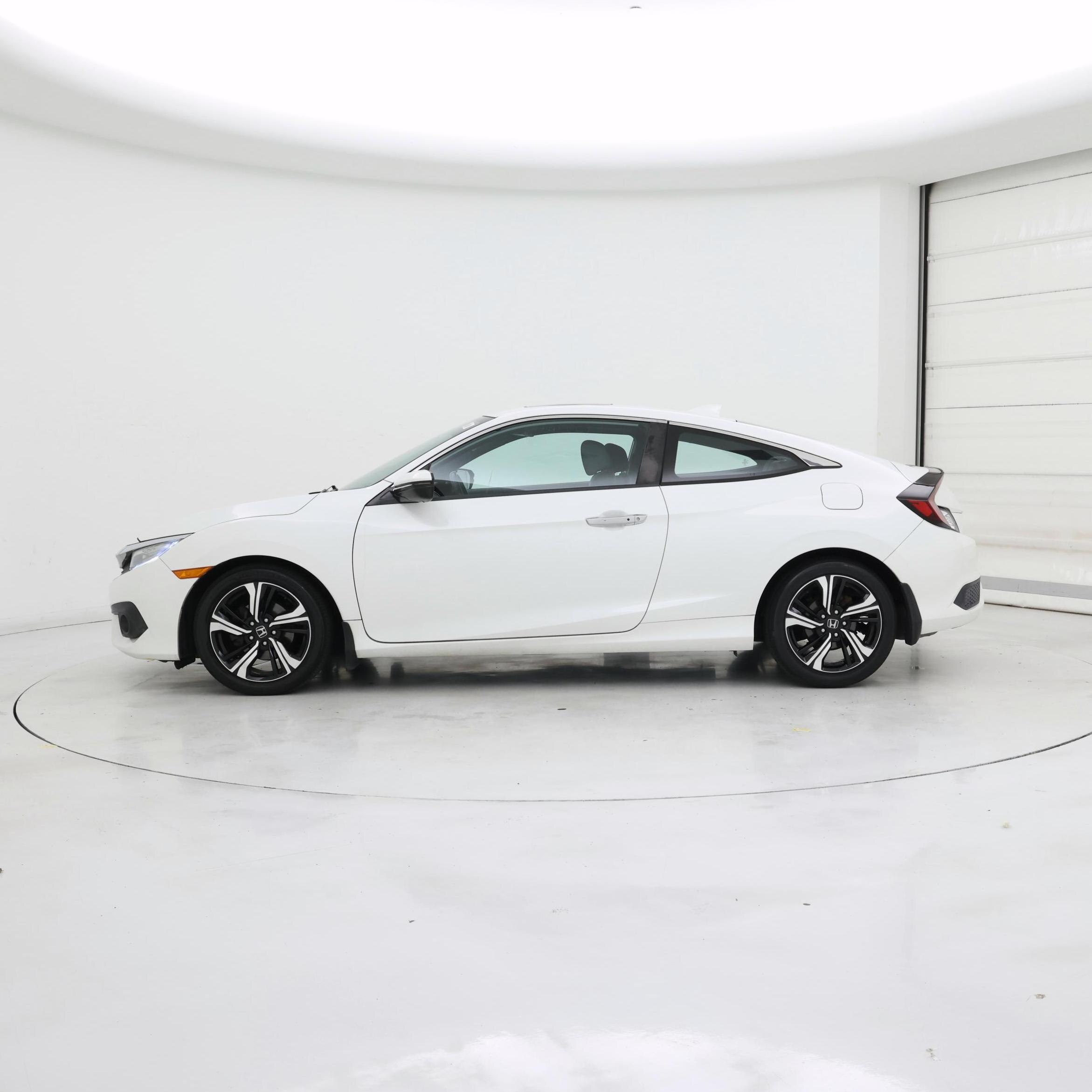 Thumbnail: 2016 Honda Civic - 3