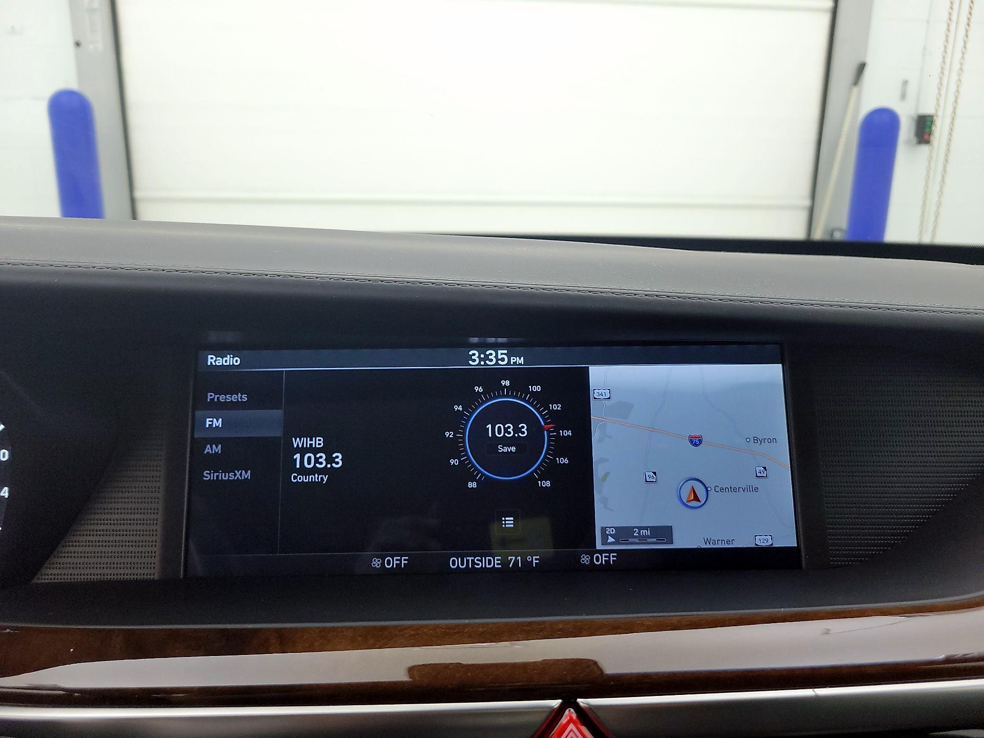 Thumbnail: 2019 Genesis G90 - 16