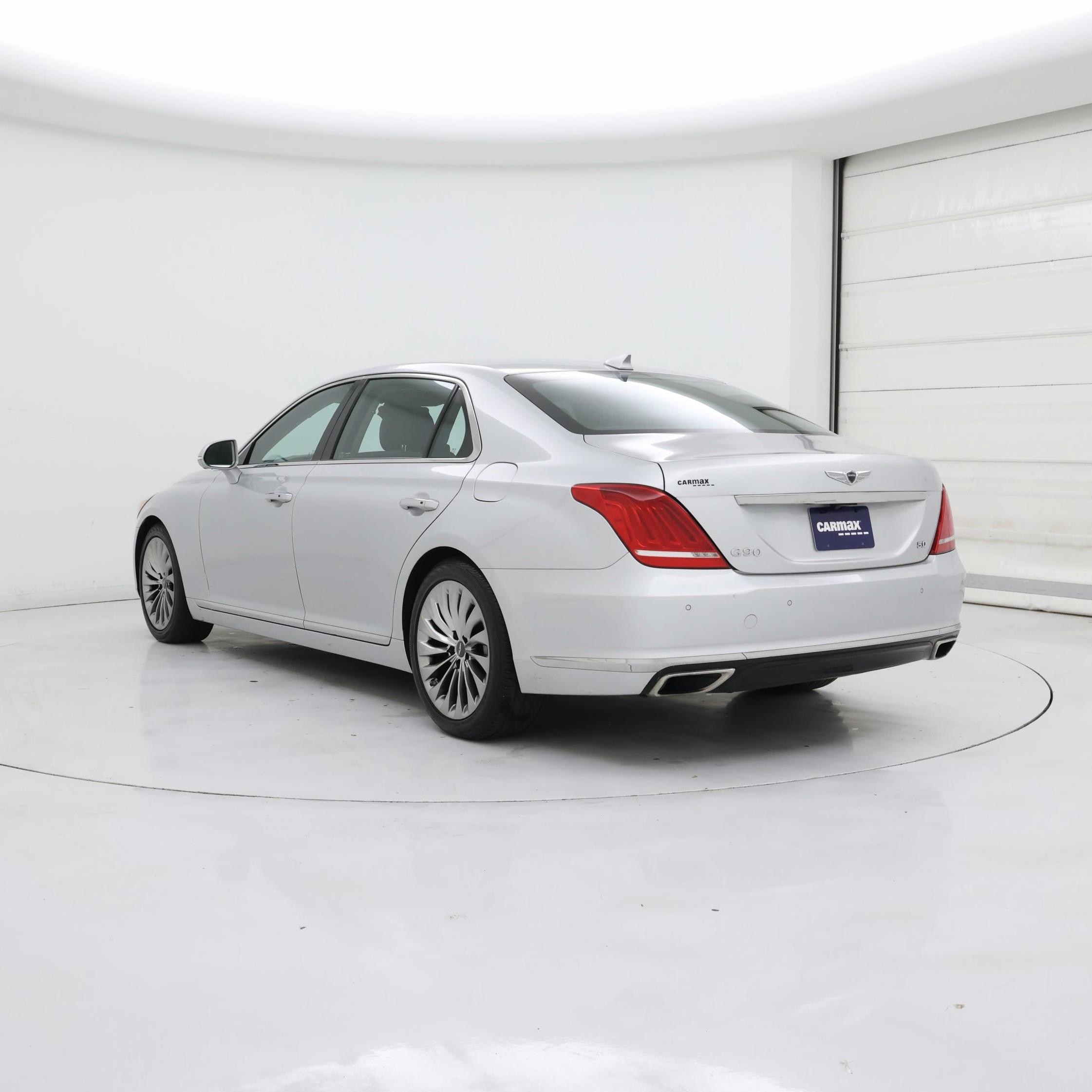 Thumbnail: 2019 Genesis G90 - 2