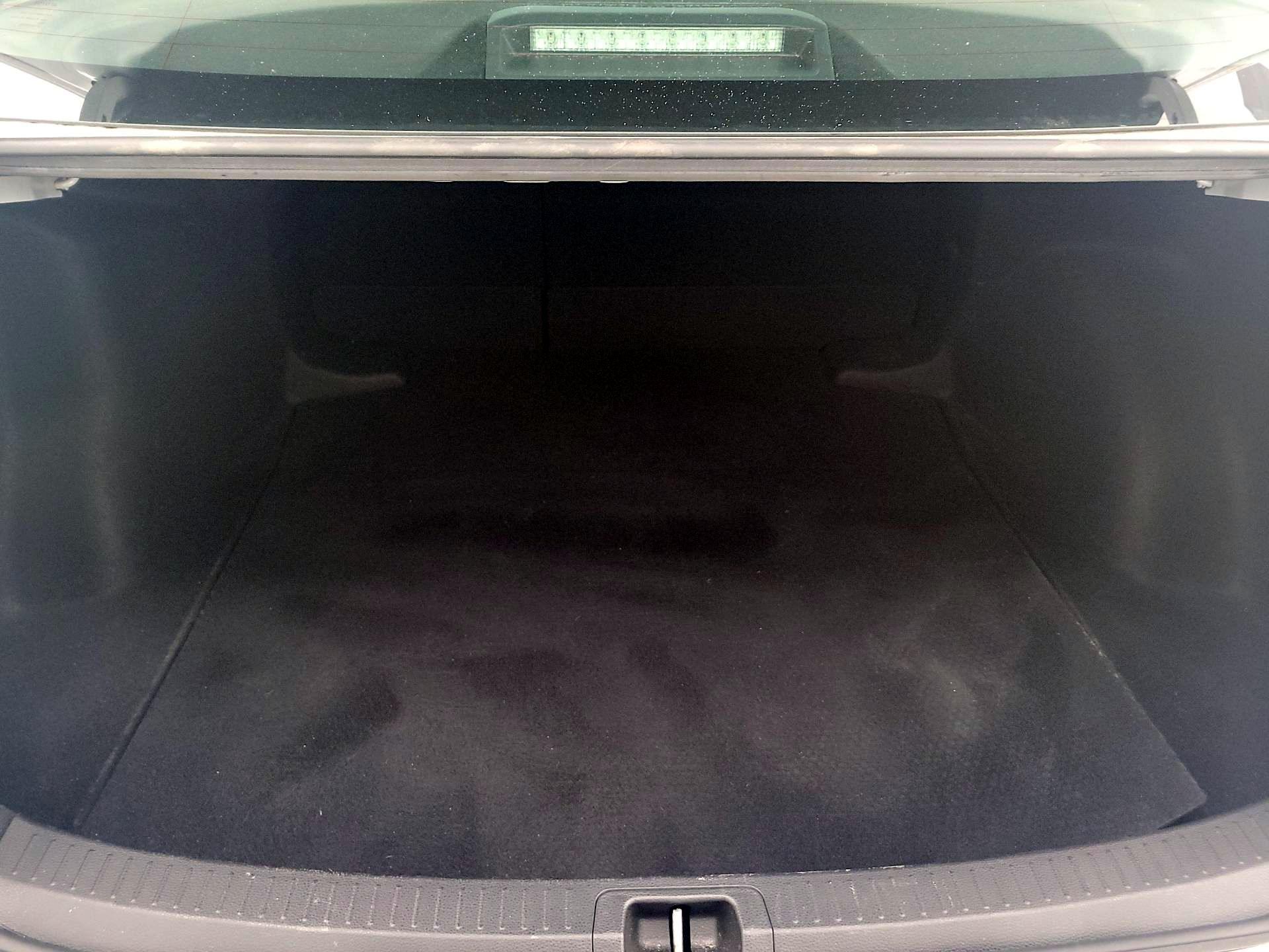 Thumbnail: 2022 Toyota Corolla - 20