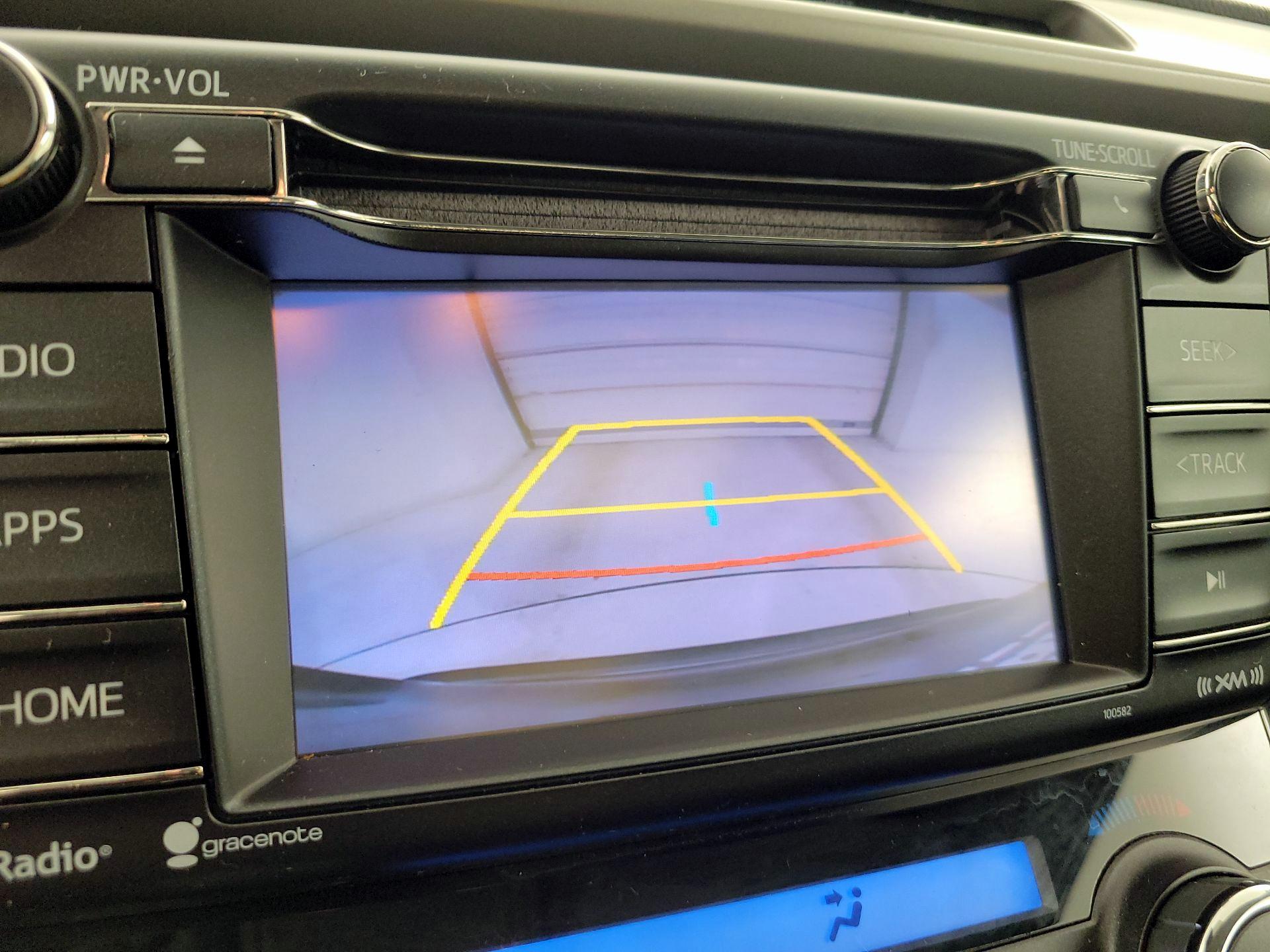 Thumbnail: 2018 Toyota RAV4 - 14