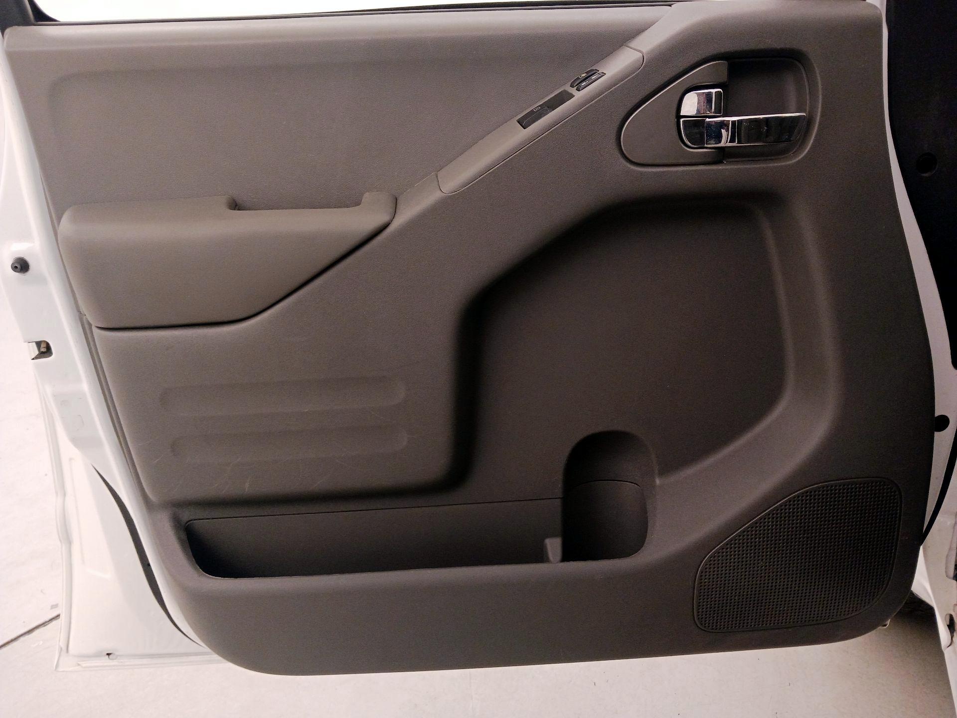 Thumbnail: 2020 Nissan Frontier - 12