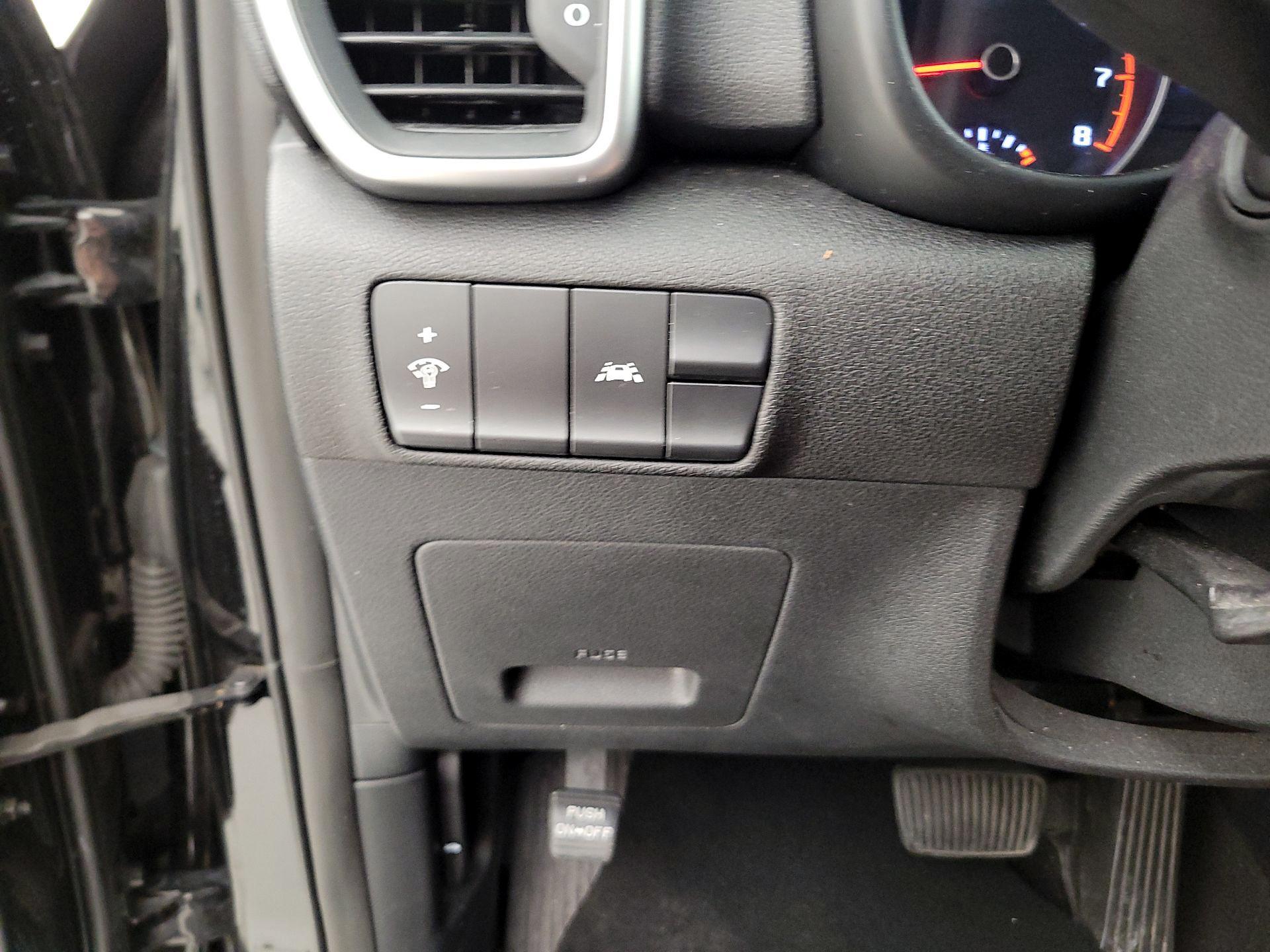 Thumbnail: 2020 Kia Sportage - 13