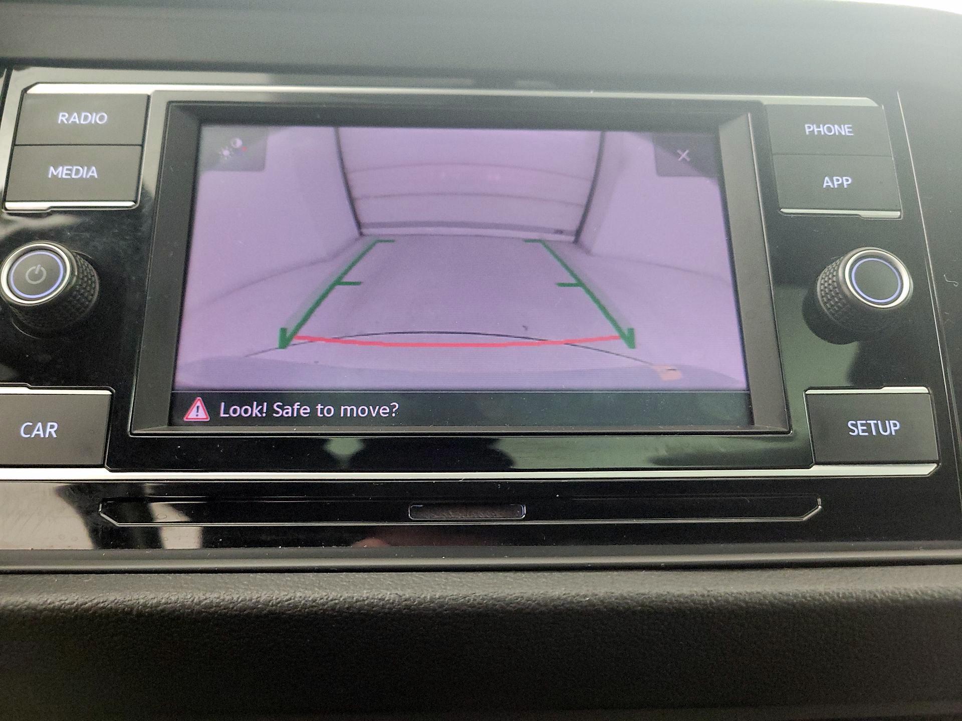 Thumbnail: 2019 Volkswagen Jetta - 14