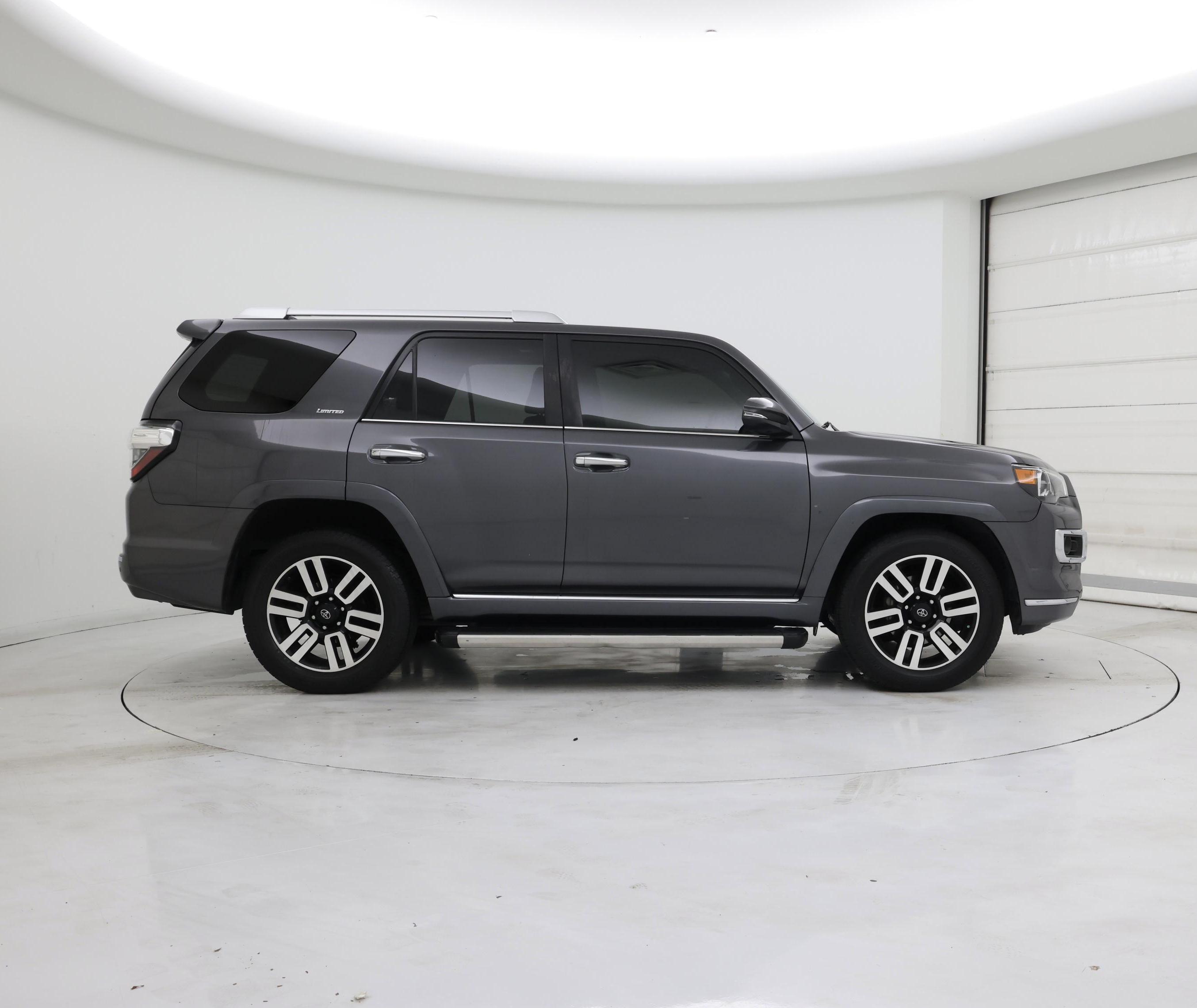 Thumbnail: 2021 Toyota 4Runner - 7