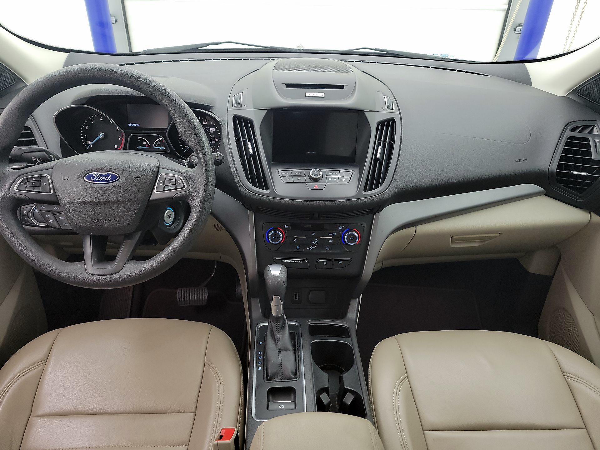 Thumbnail: 2017 Ford Escape - 9