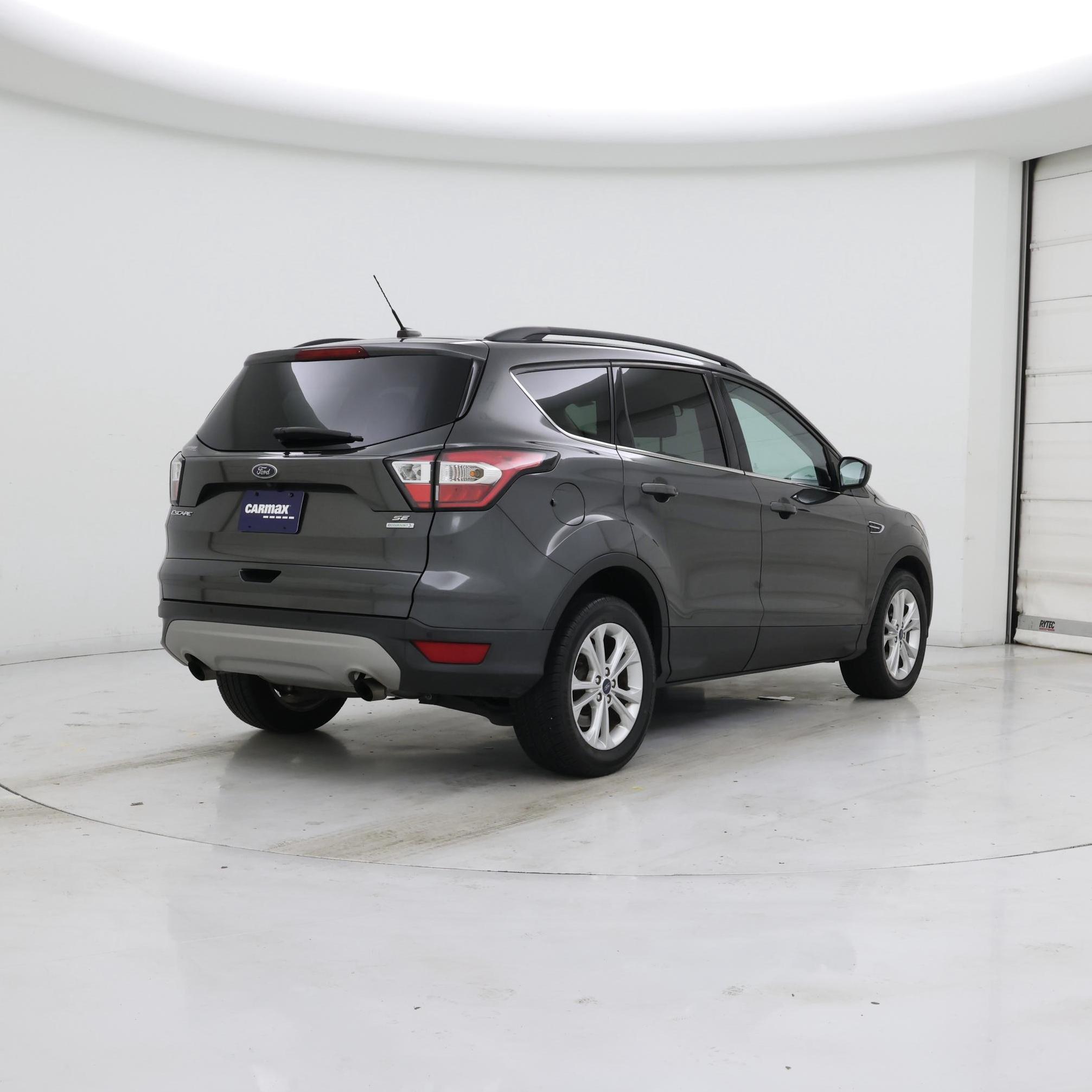 Thumbnail: 2017 Ford Escape - 8