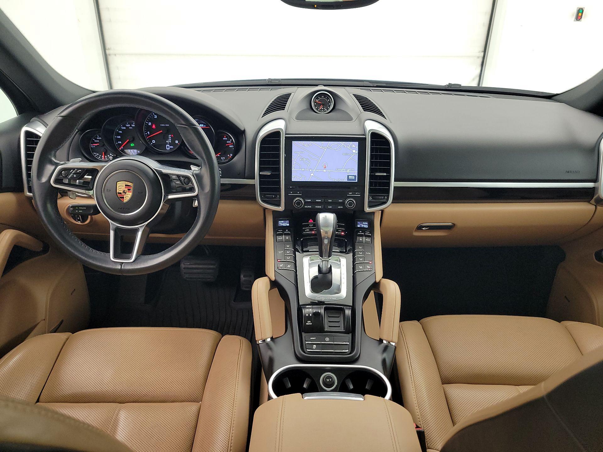 Thumbnail: 2018 Porsche Cayenne - 9