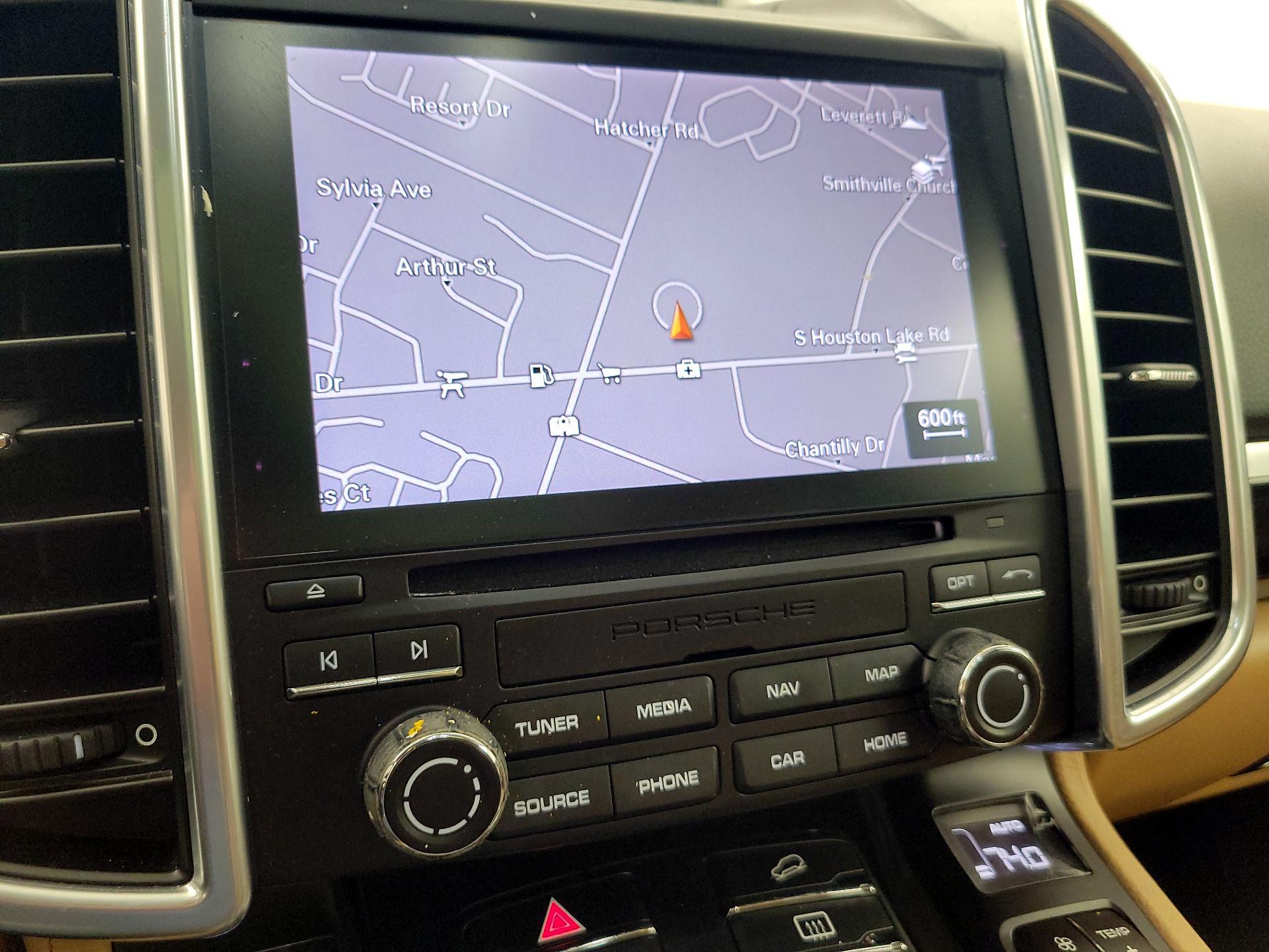 Thumbnail: 2018 Porsche Cayenne - 14