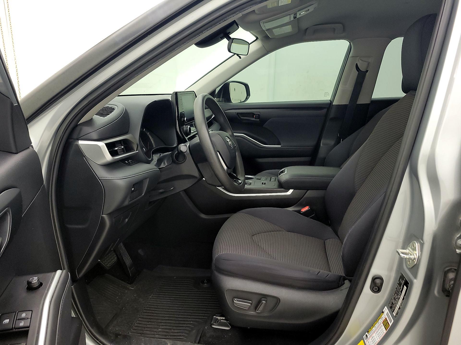 Thumbnail: 2020 Toyota Highlander - 9