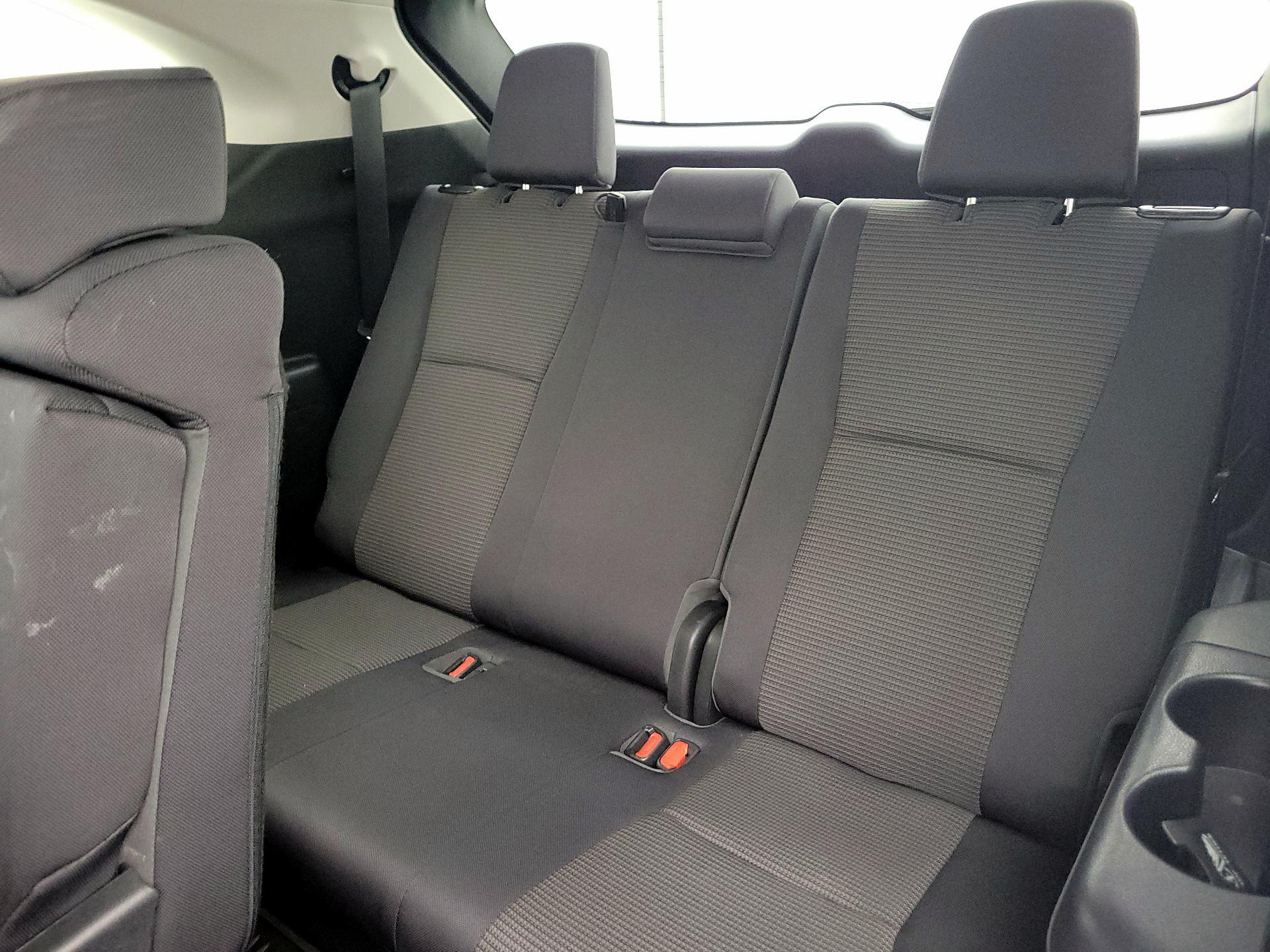 Thumbnail: 2020 Toyota Highlander - 18