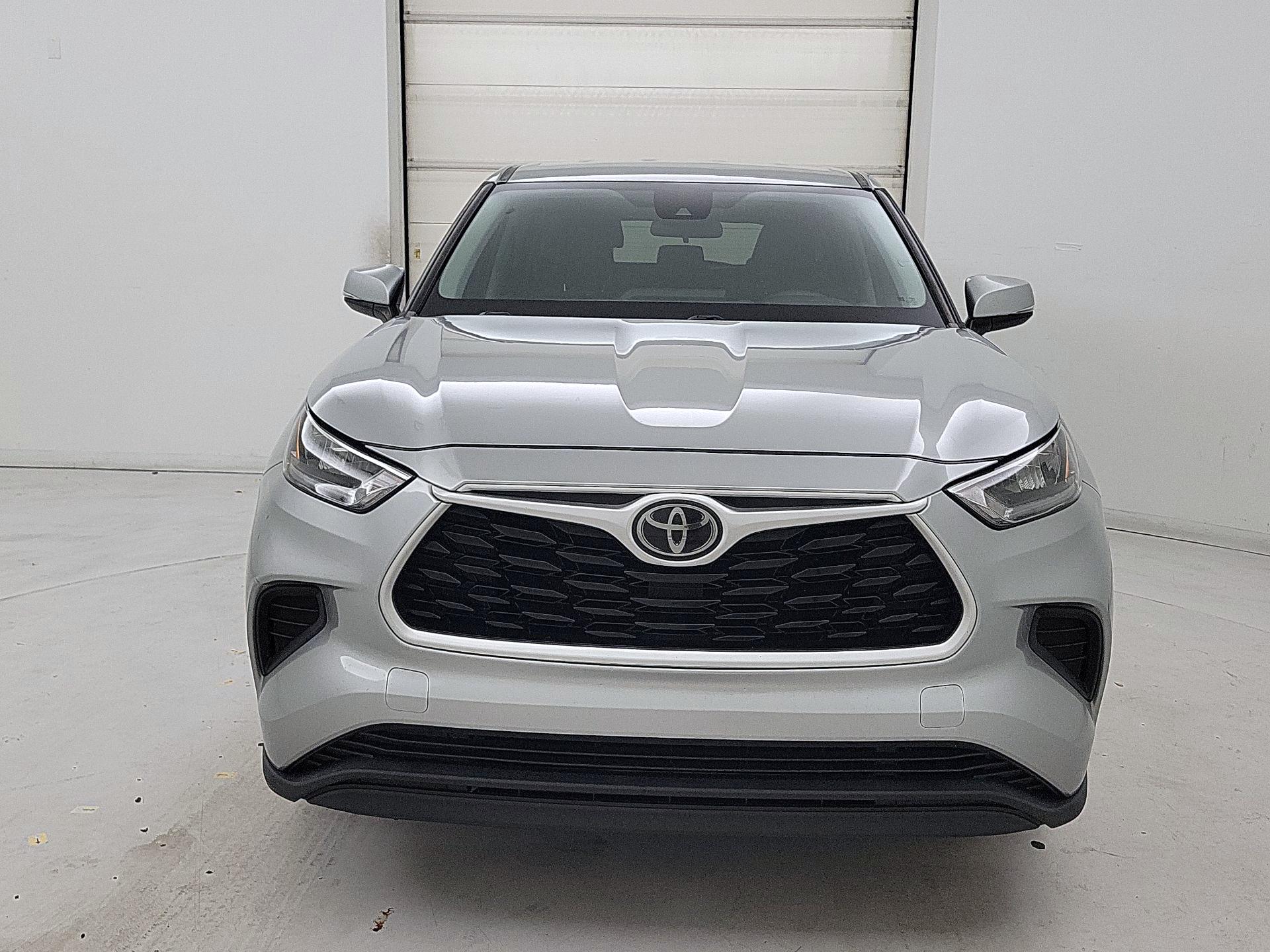 Thumbnail: 2020 Toyota Highlander - 2