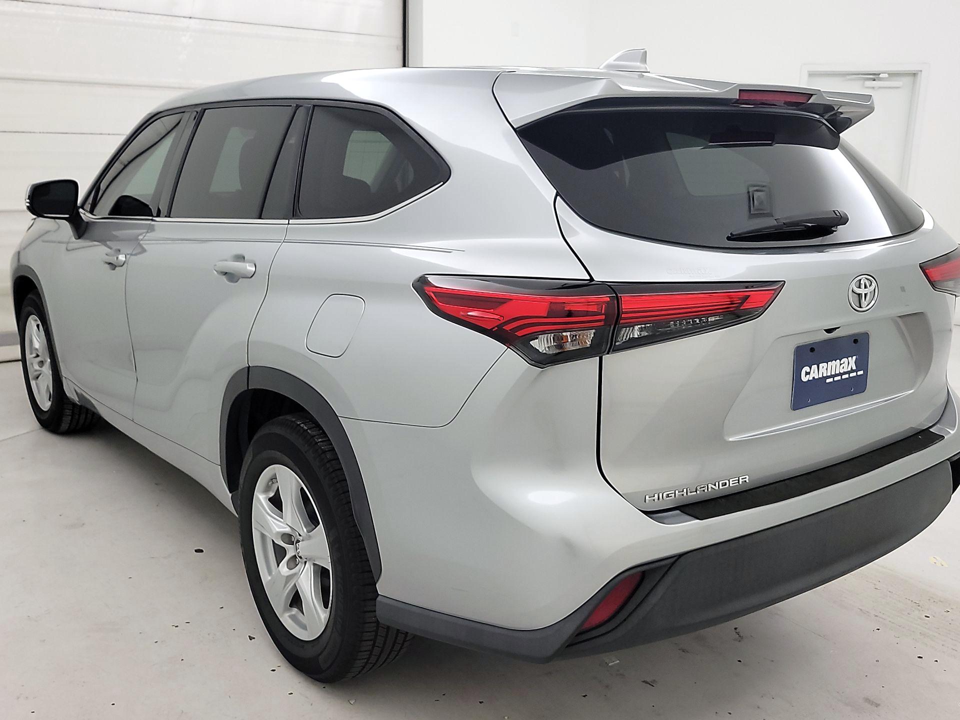 Thumbnail: 2020 Toyota Highlander - 7