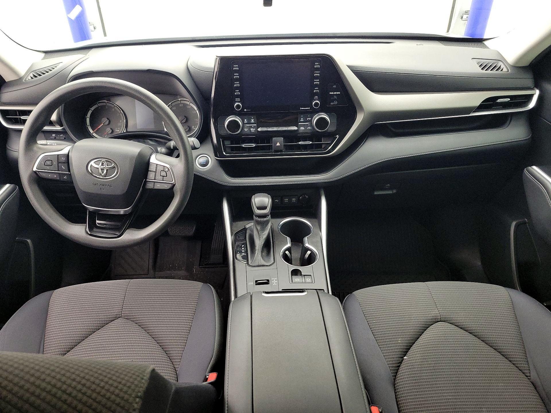 Thumbnail: 2020 Toyota Highlander - 8