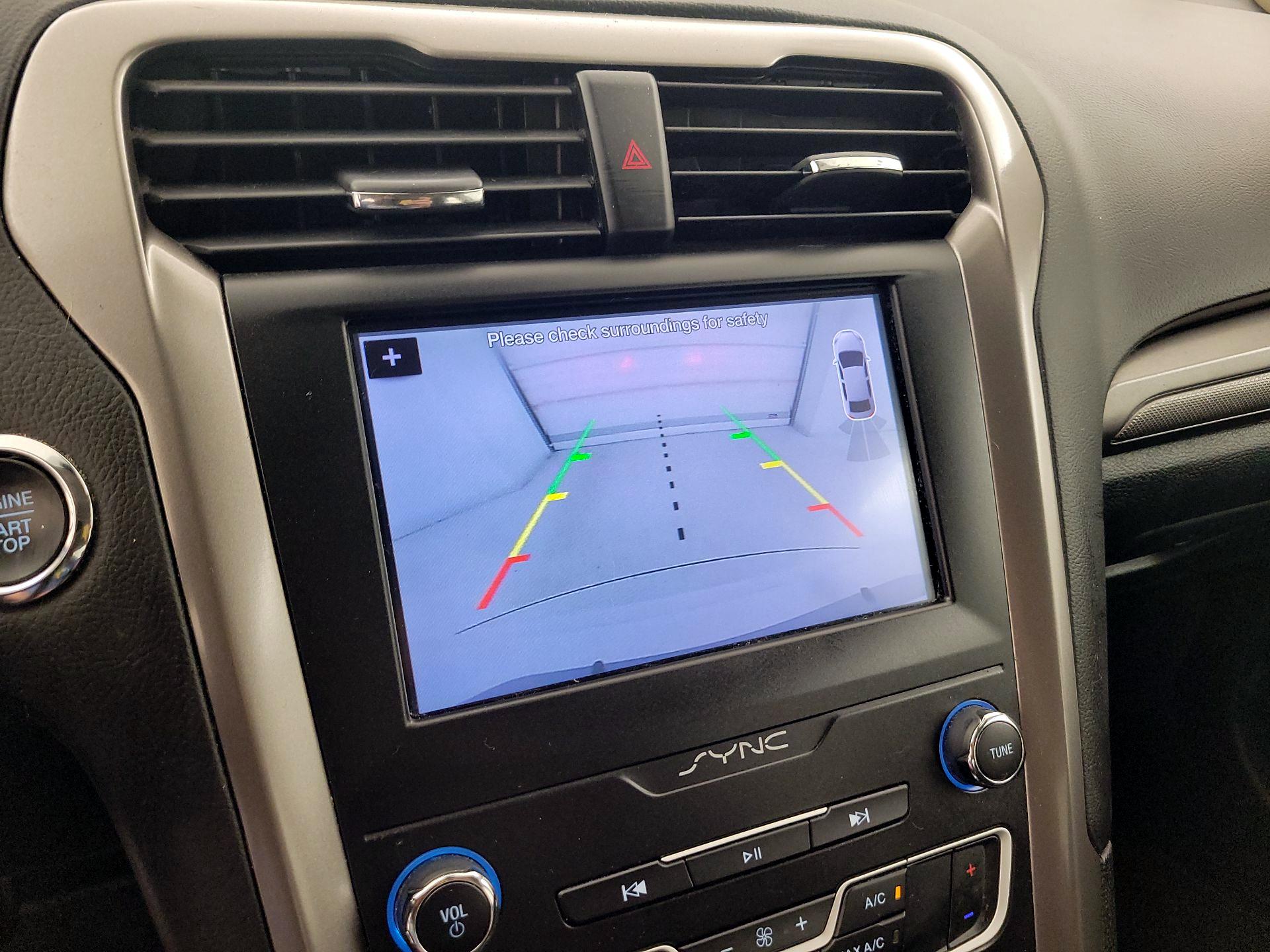 Thumbnail: 2019 Ford Fusion - 15