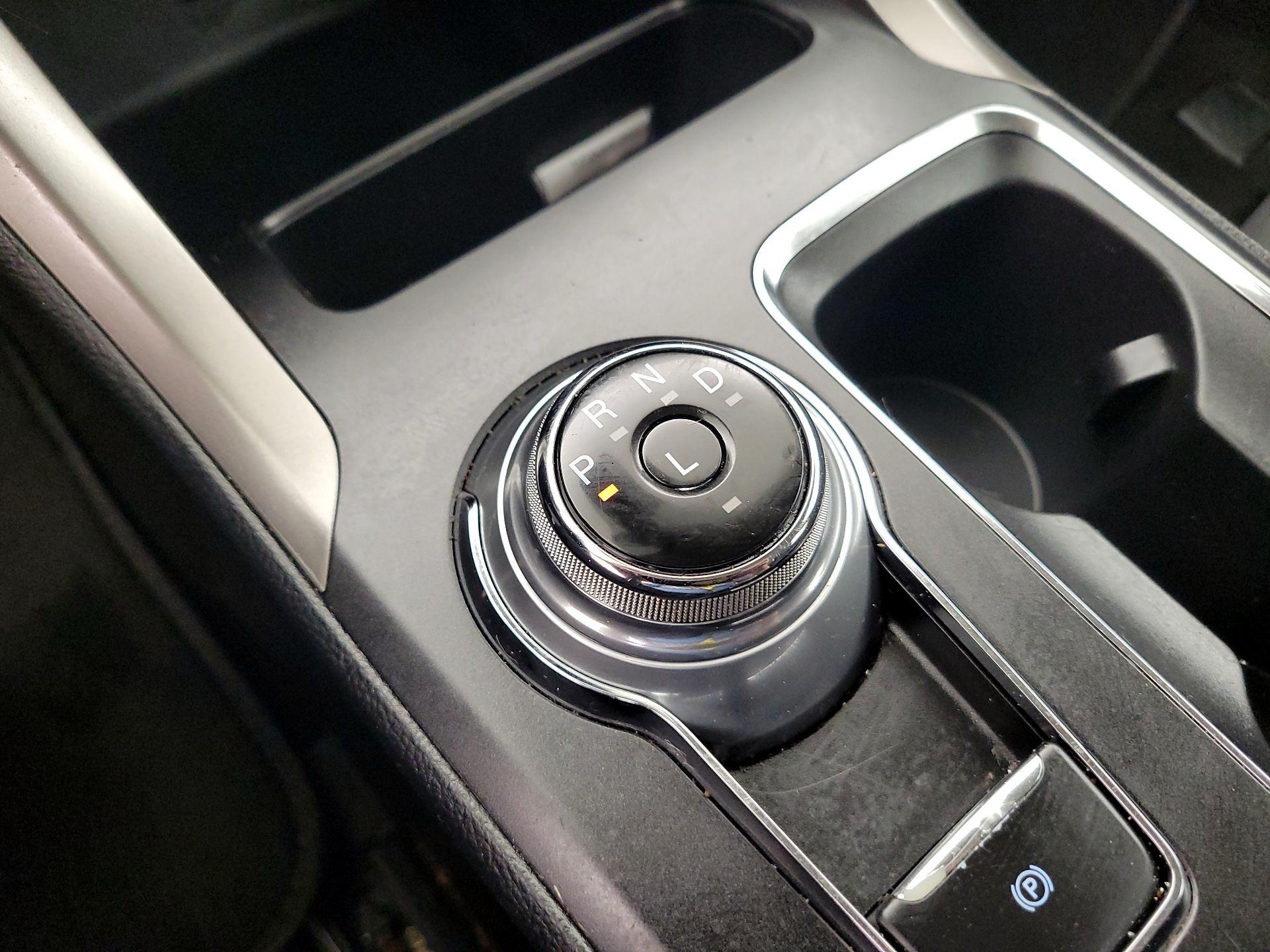 Thumbnail: 2019 Ford Fusion - 18