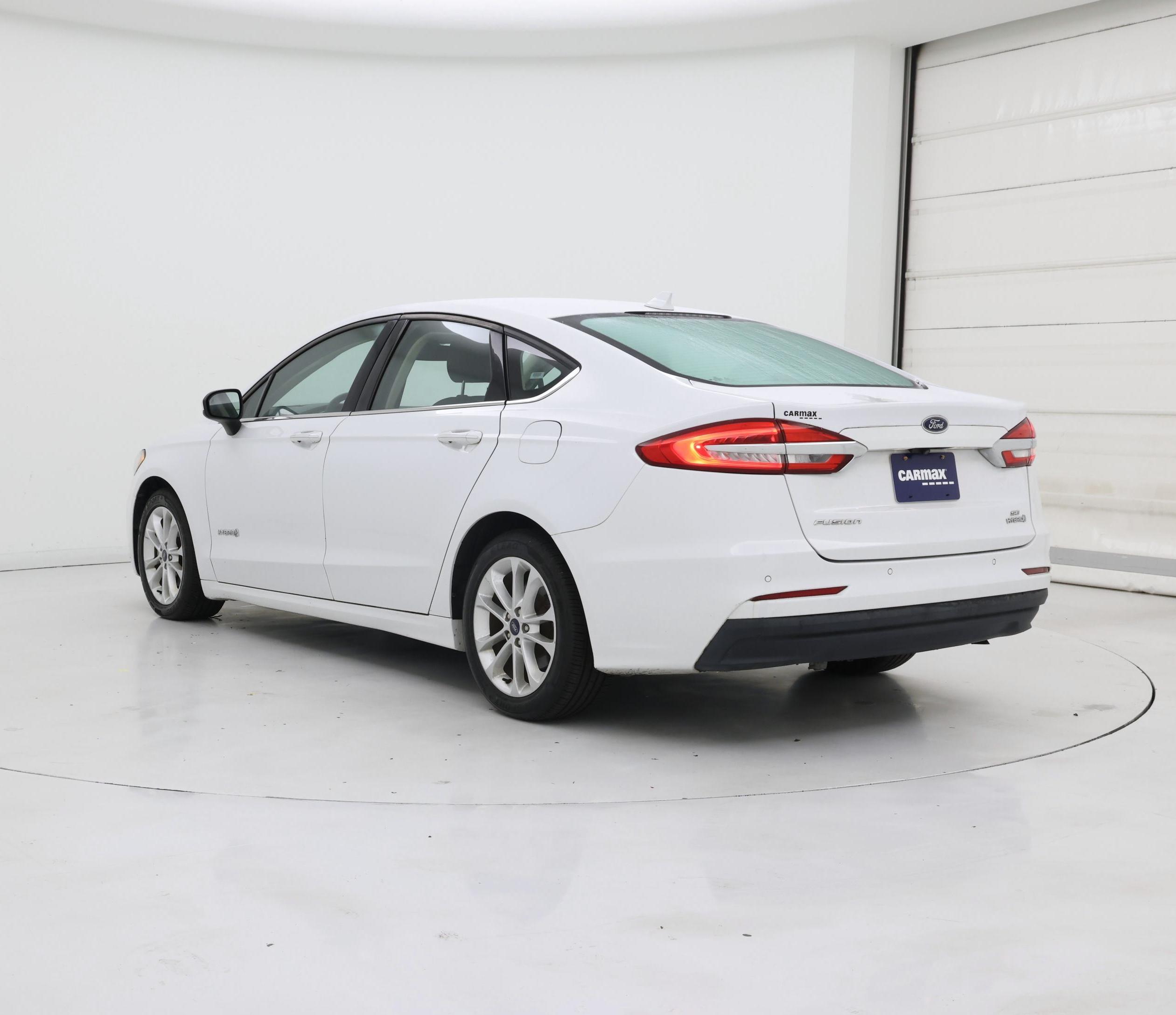 Thumbnail: 2019 Ford Fusion - 2