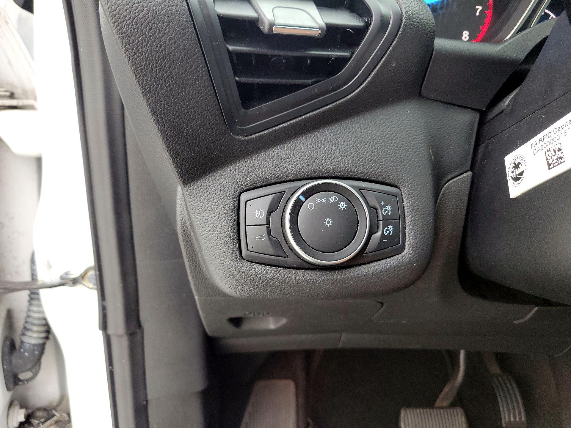 Thumbnail: 2017 Ford Escape - 11