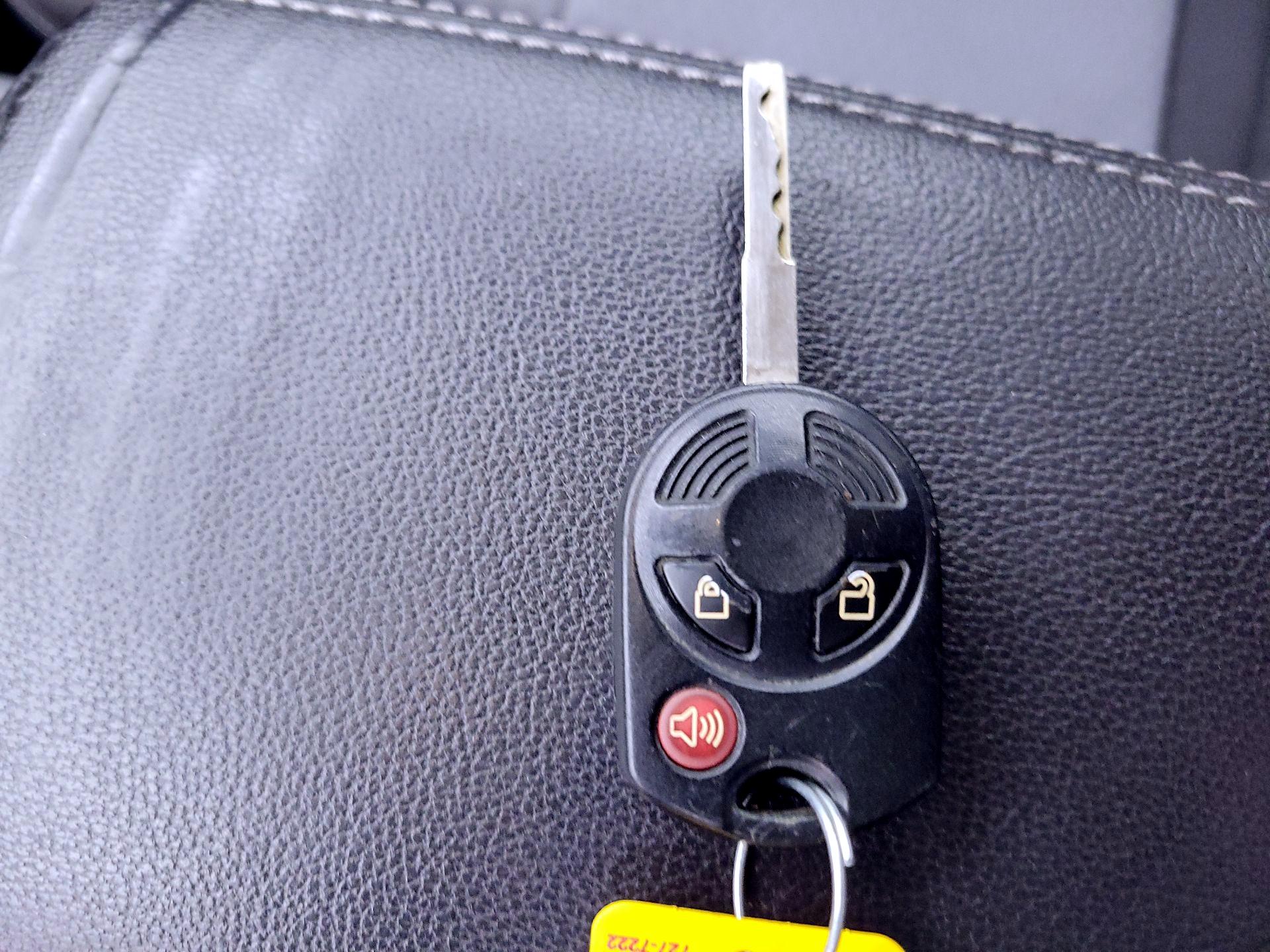 Thumbnail: 2017 Ford Escape - 20