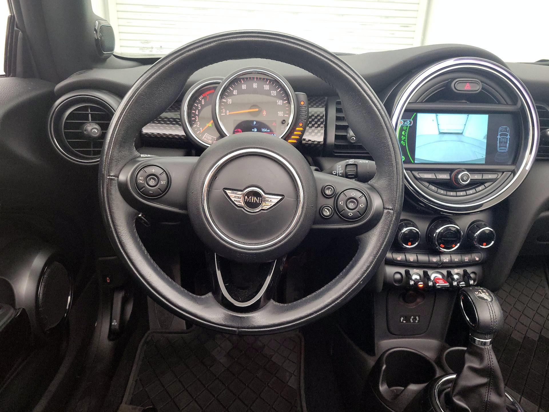 Thumbnail: 2016 MINI Cooper - 10