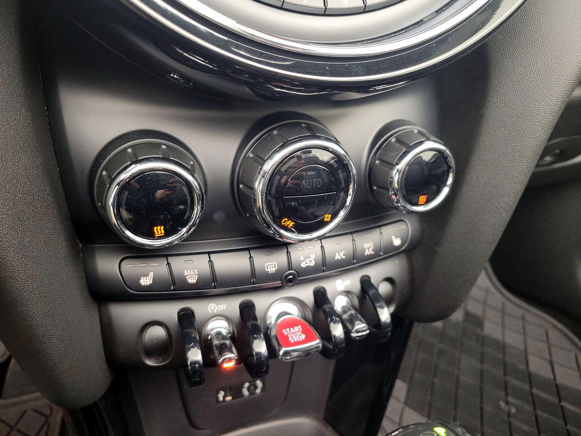 Thumbnail: 2016 MINI Cooper - 17