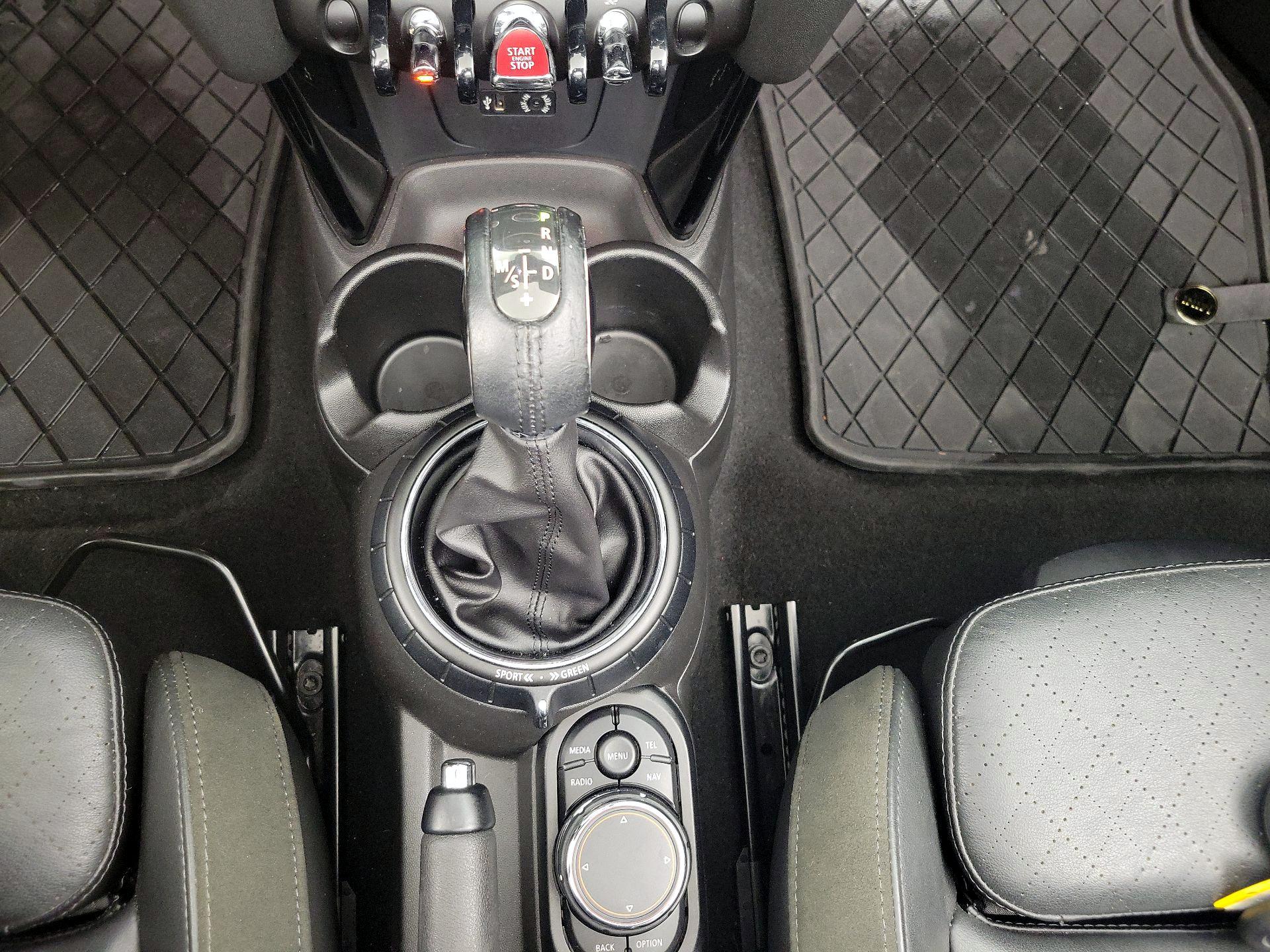 Thumbnail: 2016 MINI Cooper - 18