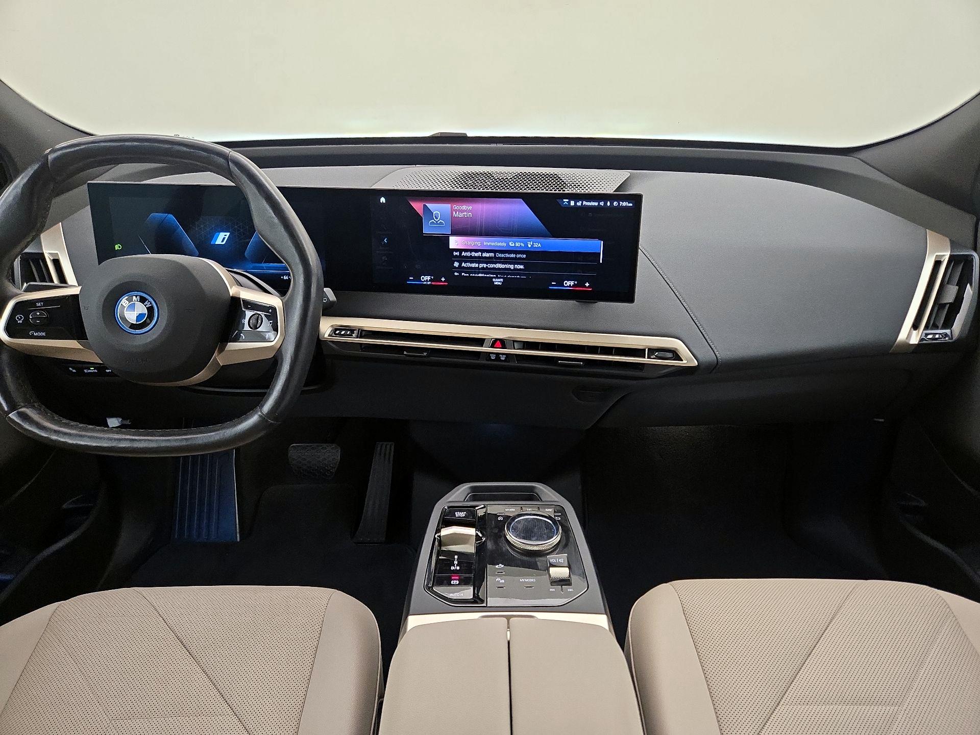 Thumbnail: 2023 BMW iX - 9