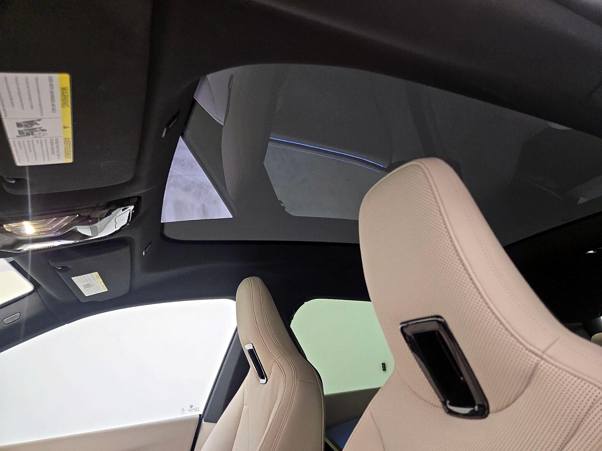 Thumbnail: 2023 BMW iX - 20