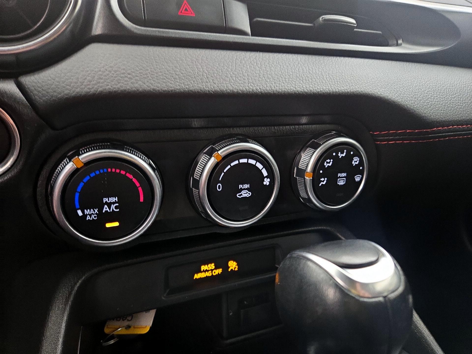 Thumbnail: 2020 Fiat 124 Spider - 16